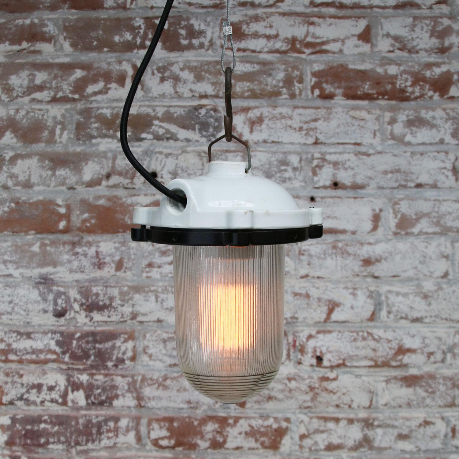 White Porcelain Vintage Industrial Holophane Glass Hanging Light In Good Condition In Amsterdam, NL