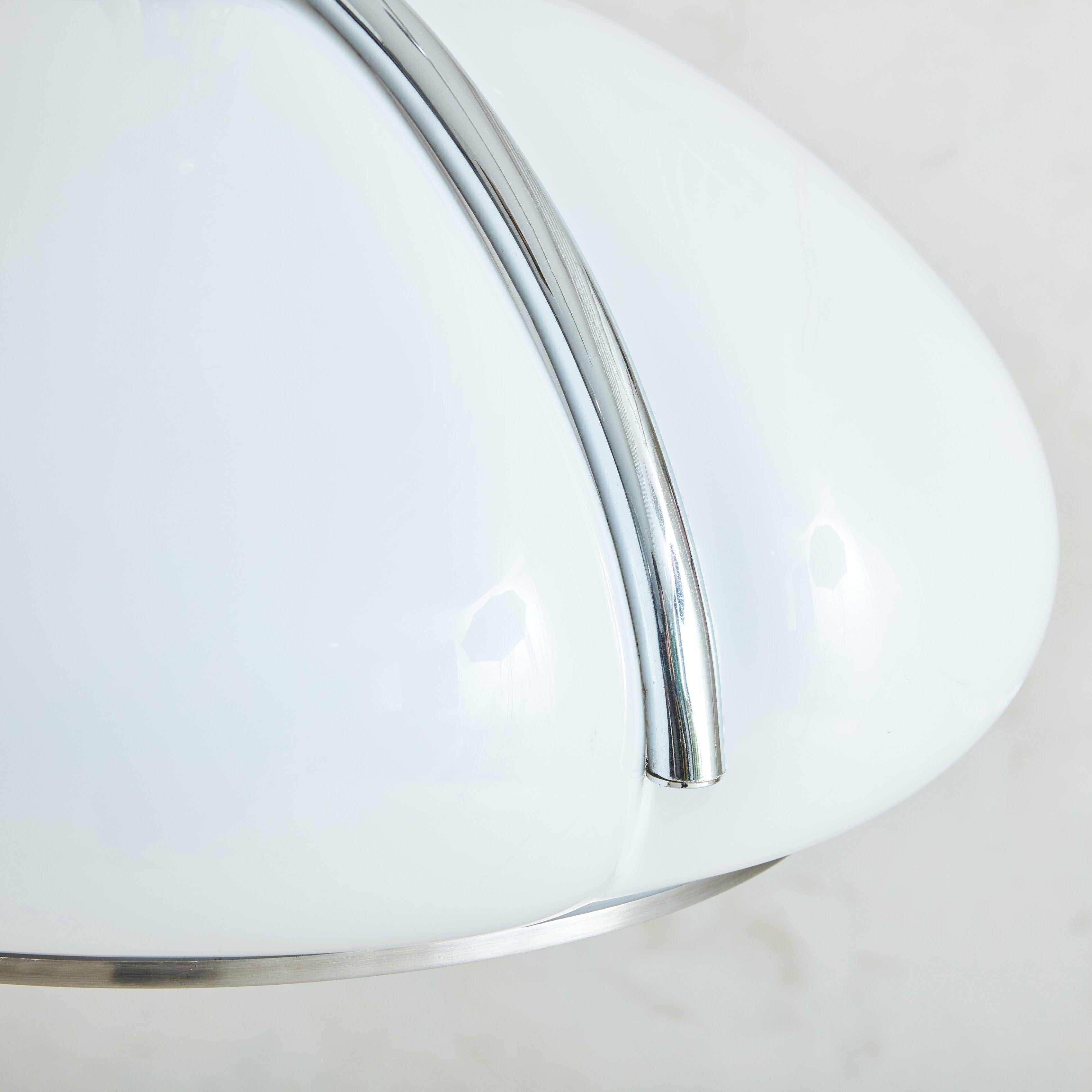 Italian White 'Quadrifoglio' Pendant Light by Gae Aulenti for Harvey Guzzini, 1970s