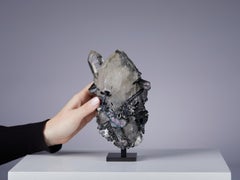 Weißer Quarz mit grünem und watermelonfarbenem Turmalin