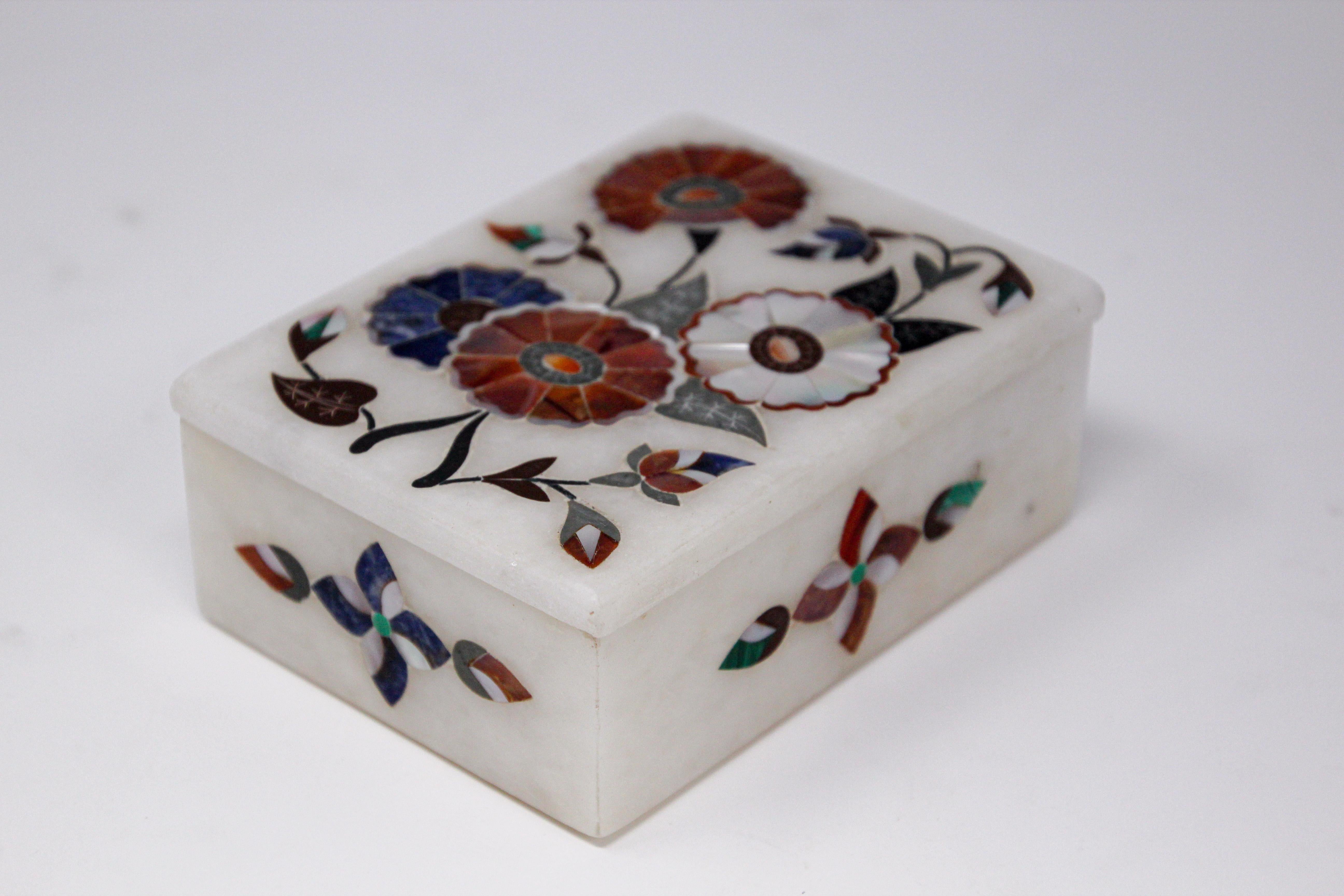 Indian White Rajasthani Marble Inlay Trinket Box Pietra Dura