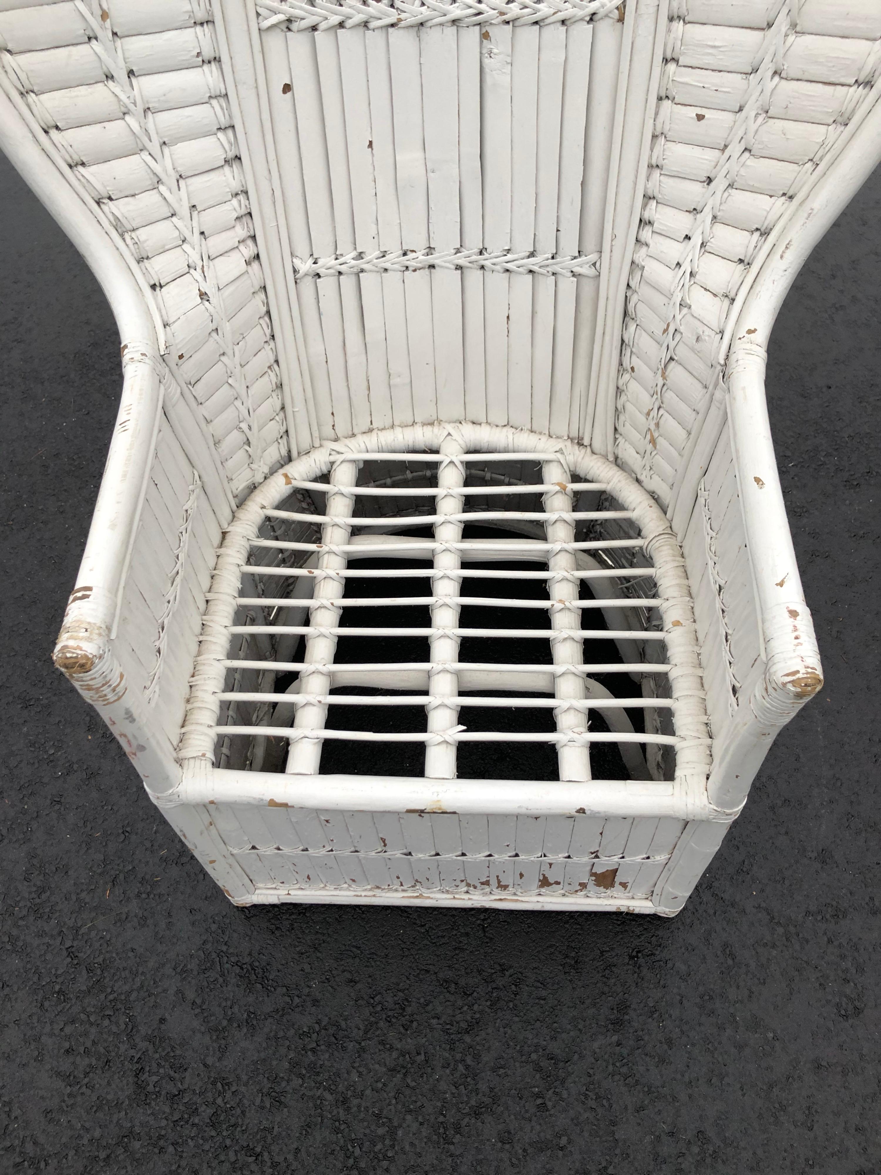 Silla pavo real blanca de bambú y ratán Split Reed en venta 2