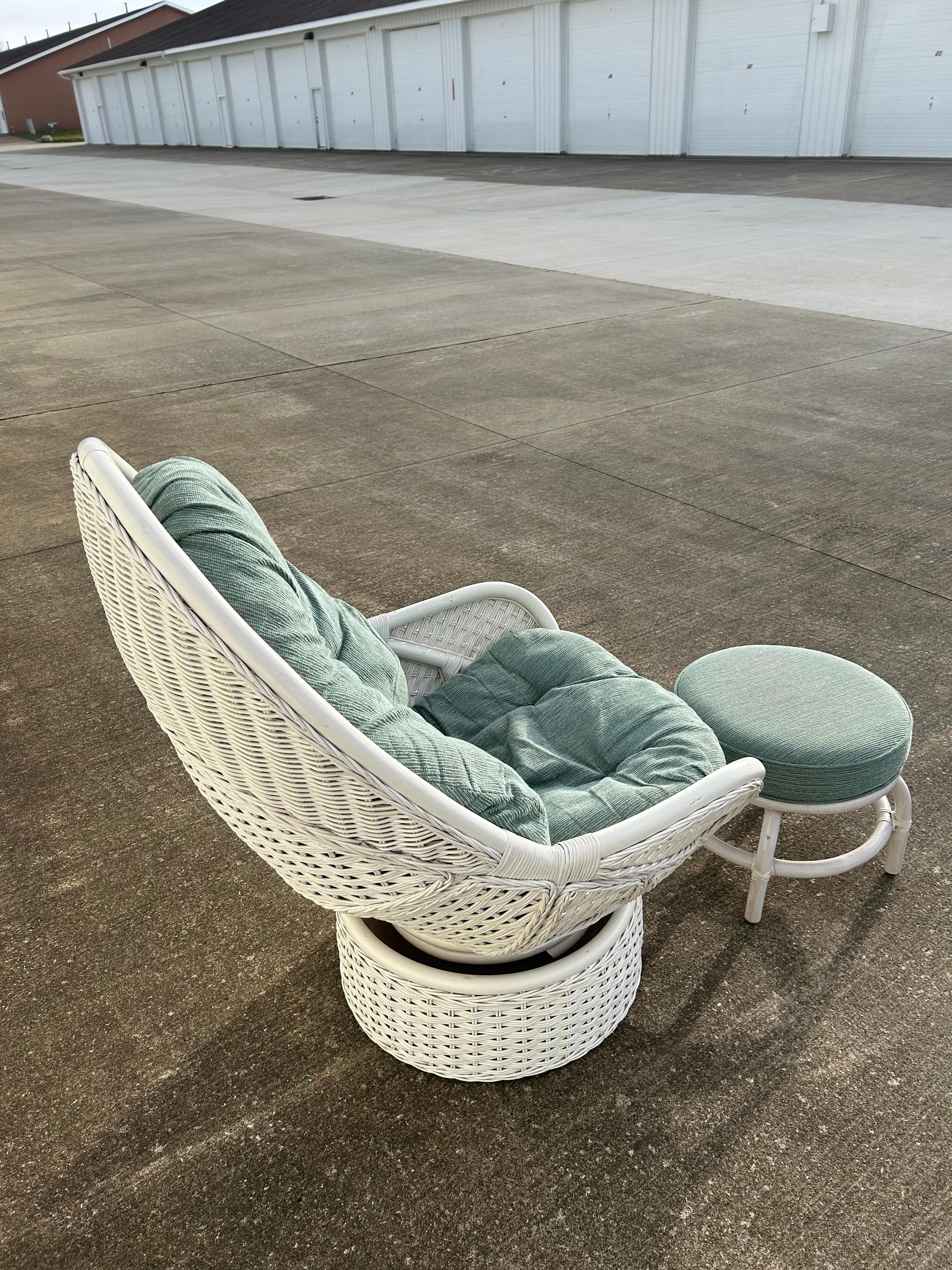 White Rattan Upholstered Swivel Egg Chair with Ottoman  For Sale 2