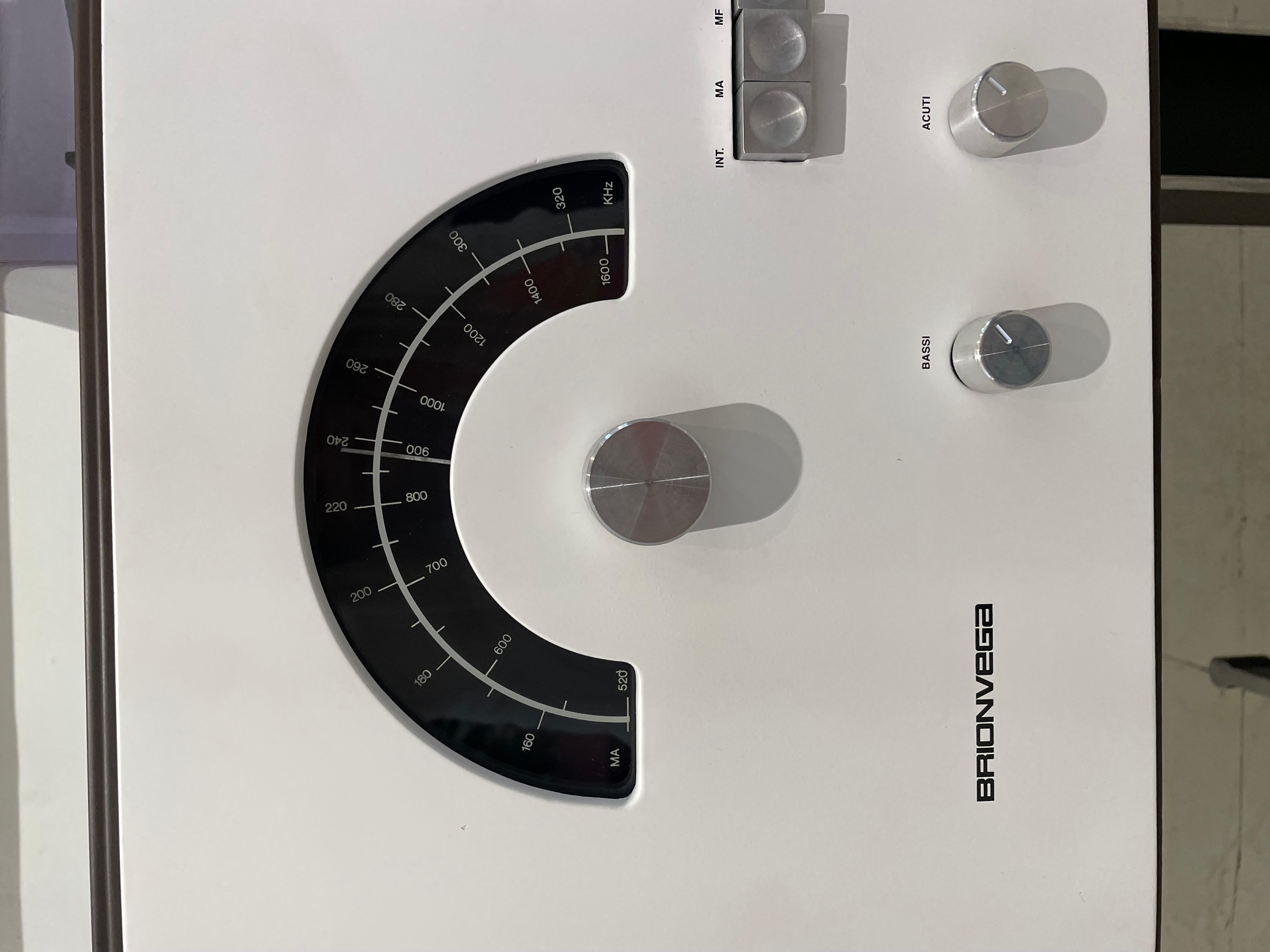 White Record Player Brionvega by Achille & Pier Giacomo Castiglioni, 1960s 3