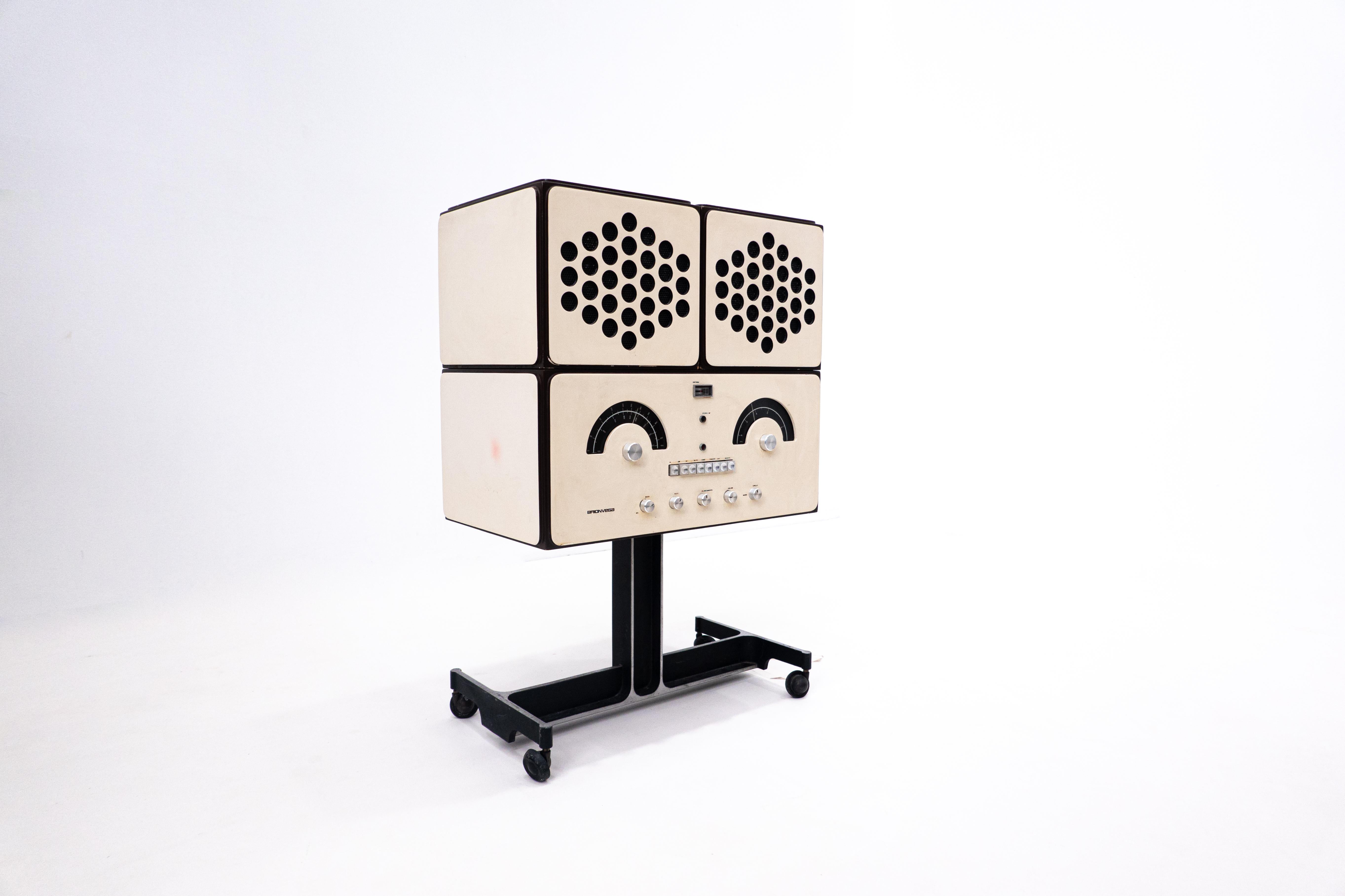 White record player Brionvega by Achille & Pier Giacomo Castiglioni, 1960s.

