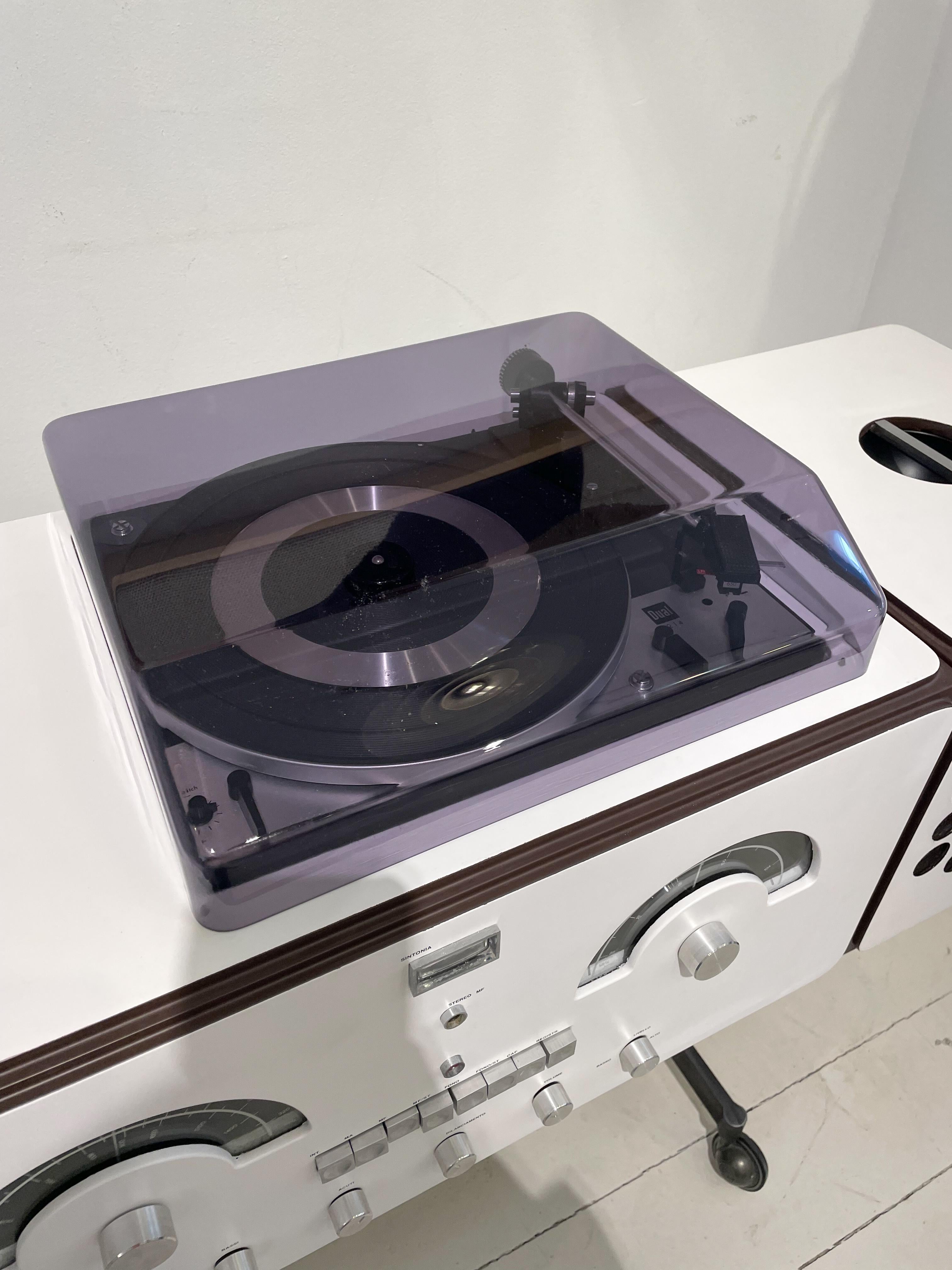Italian White Record Player Brionvega by Achille & Pier Giacomo Castiglioni, 1960s
