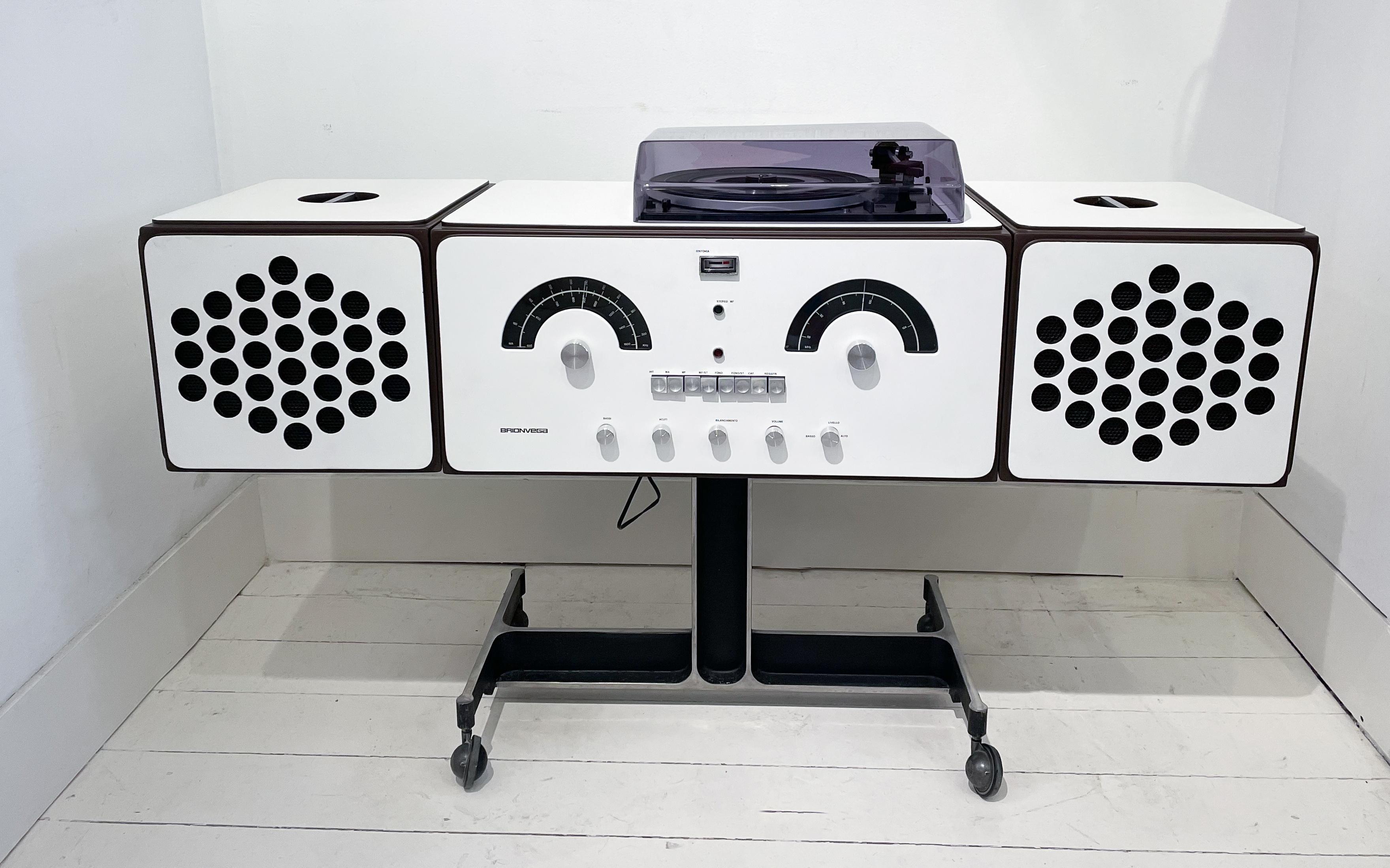 Mid-20th Century White Record Player Brionvega by Achille & Pier Giacomo Castiglioni, 1960s