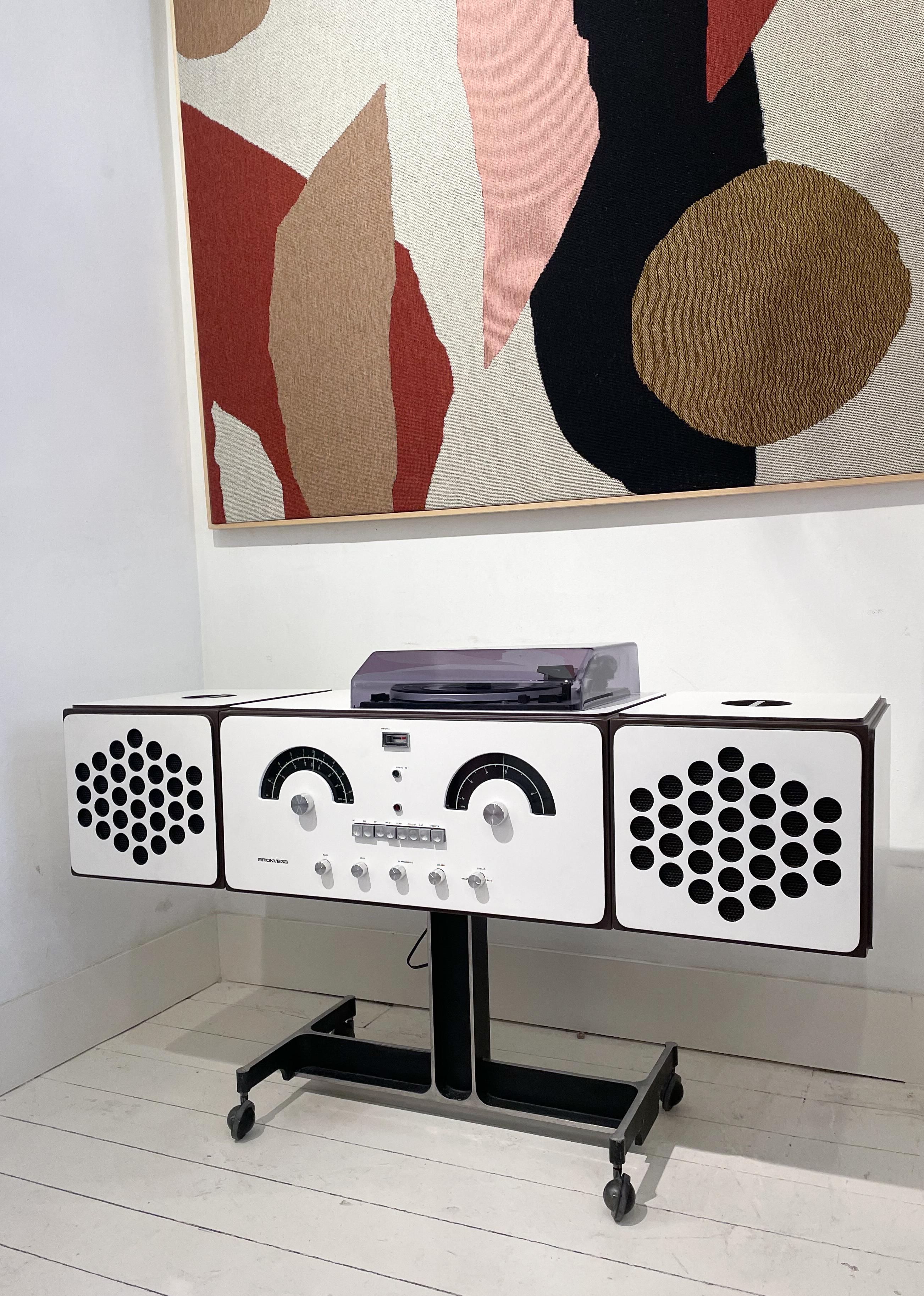 Wood White Record Player Brionvega by Achille & Pier Giacomo Castiglioni, 1960s