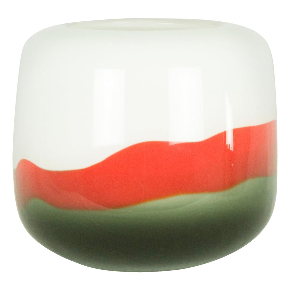 Vase en verre de Murano blanc, rouge et marron des années 1960 attribué à Salviati