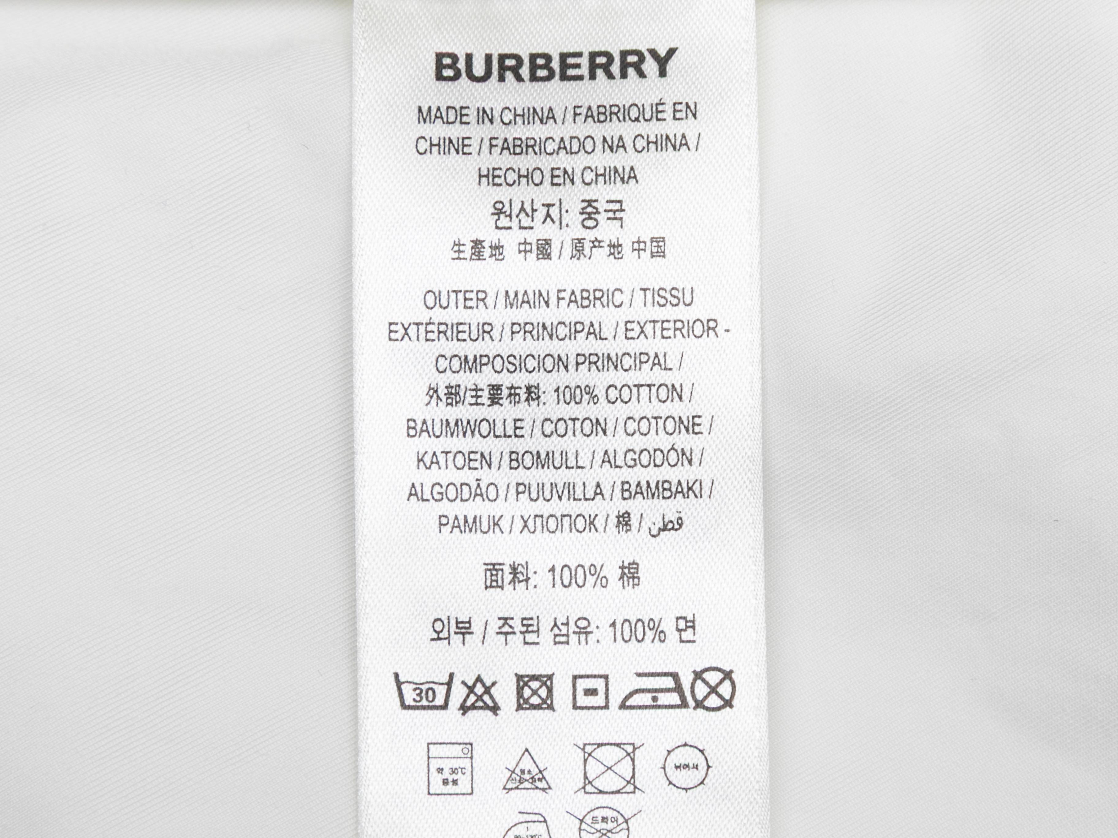 Weiß & Rot Burberry Logo Print Langarm-Knopfleiste Größe US 6 im Angebot 1