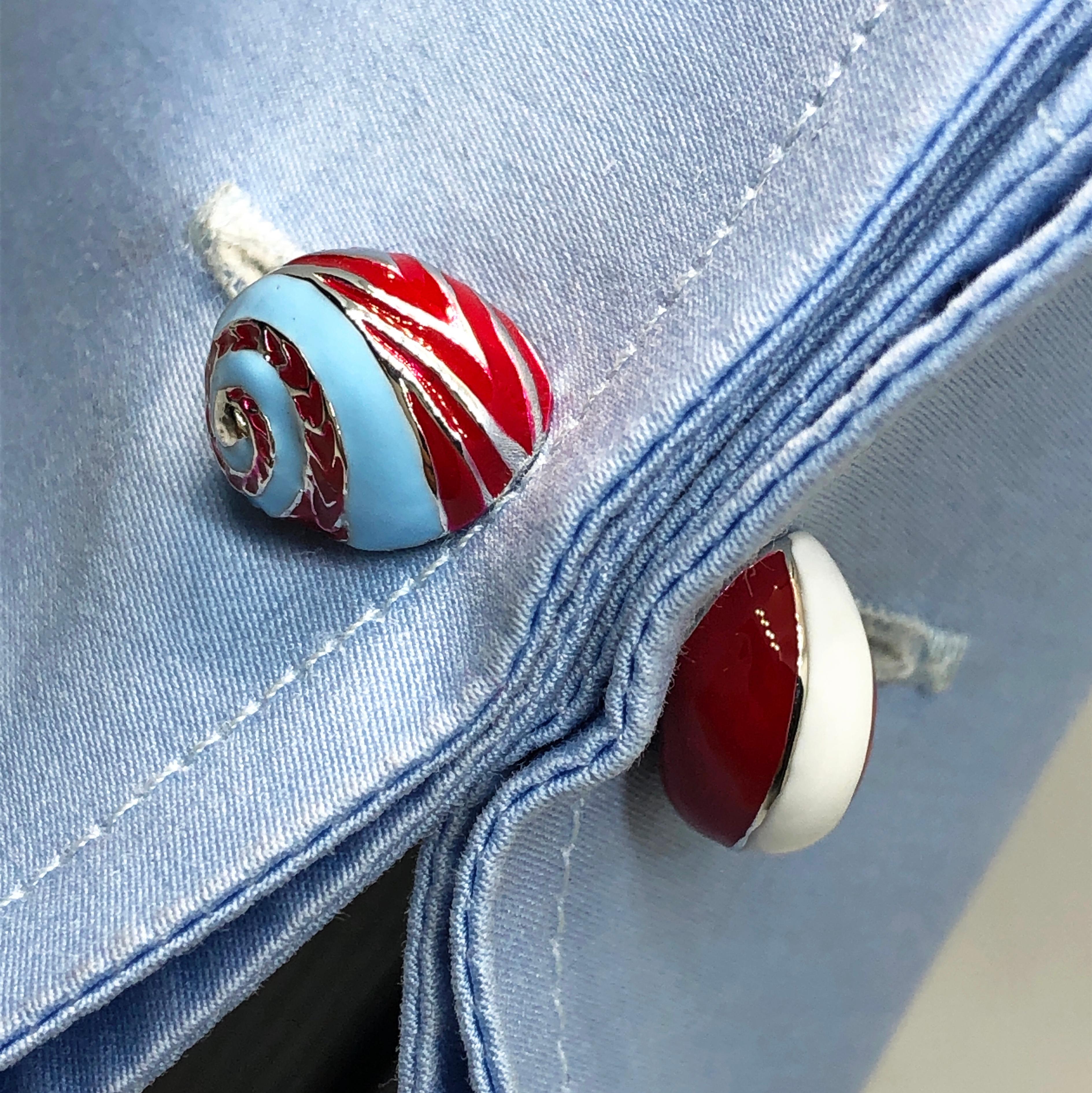 Unique and absolutely Chic, White, Red, Light Blue Hand Enamelled Seashell Shaped Sterling Silver Cufflinks.
In our smart black box and pouch.

Shell size about 0.511x0.393 inches
