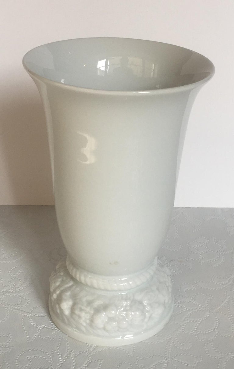 White Relief Op Art Porcelain Vase signed Rosenthal Germany For Sale at