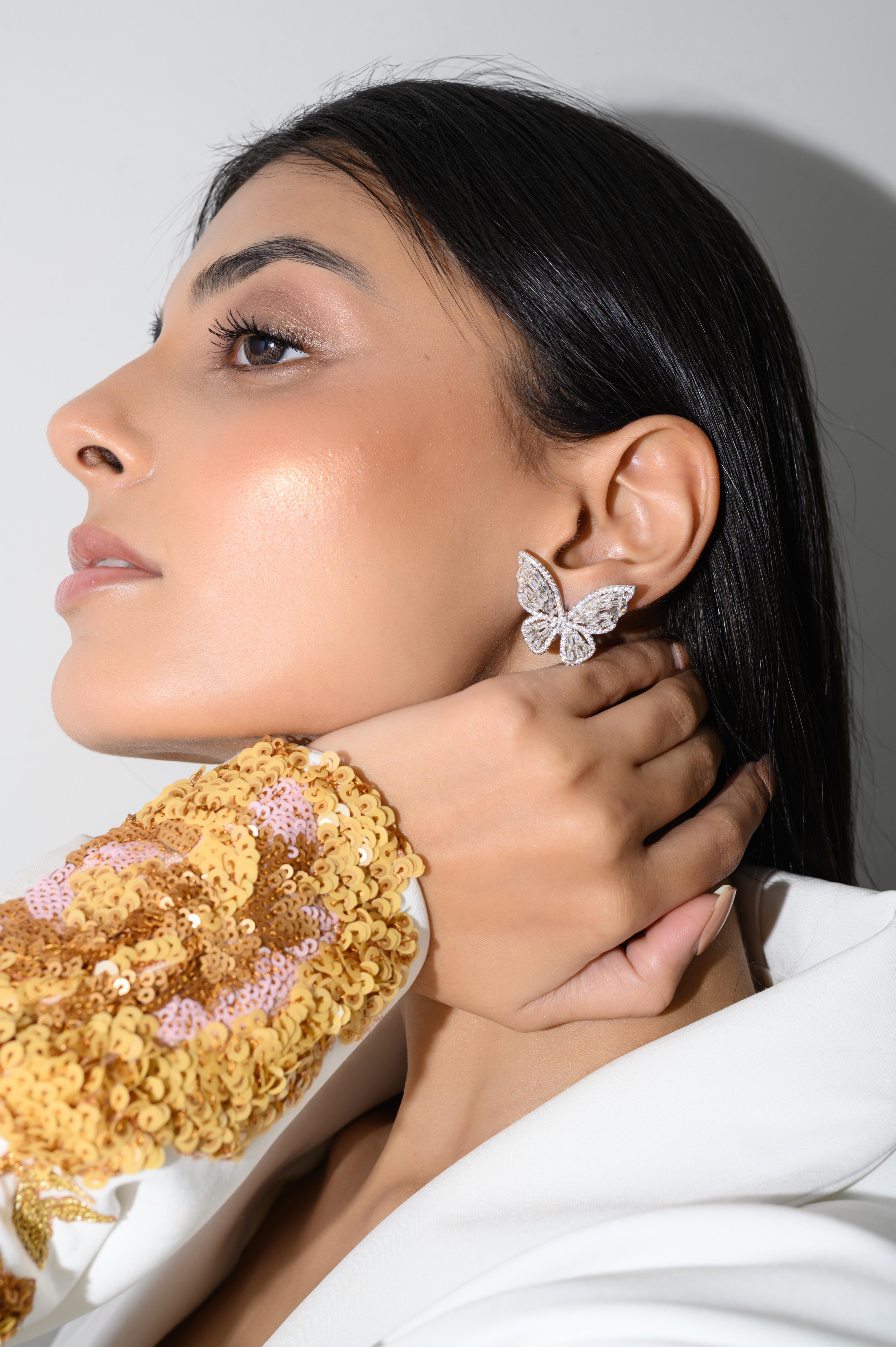 White Rhinestone Butterfly Cluster Studs Earring for Her in Silver Jewelry For Sale 3