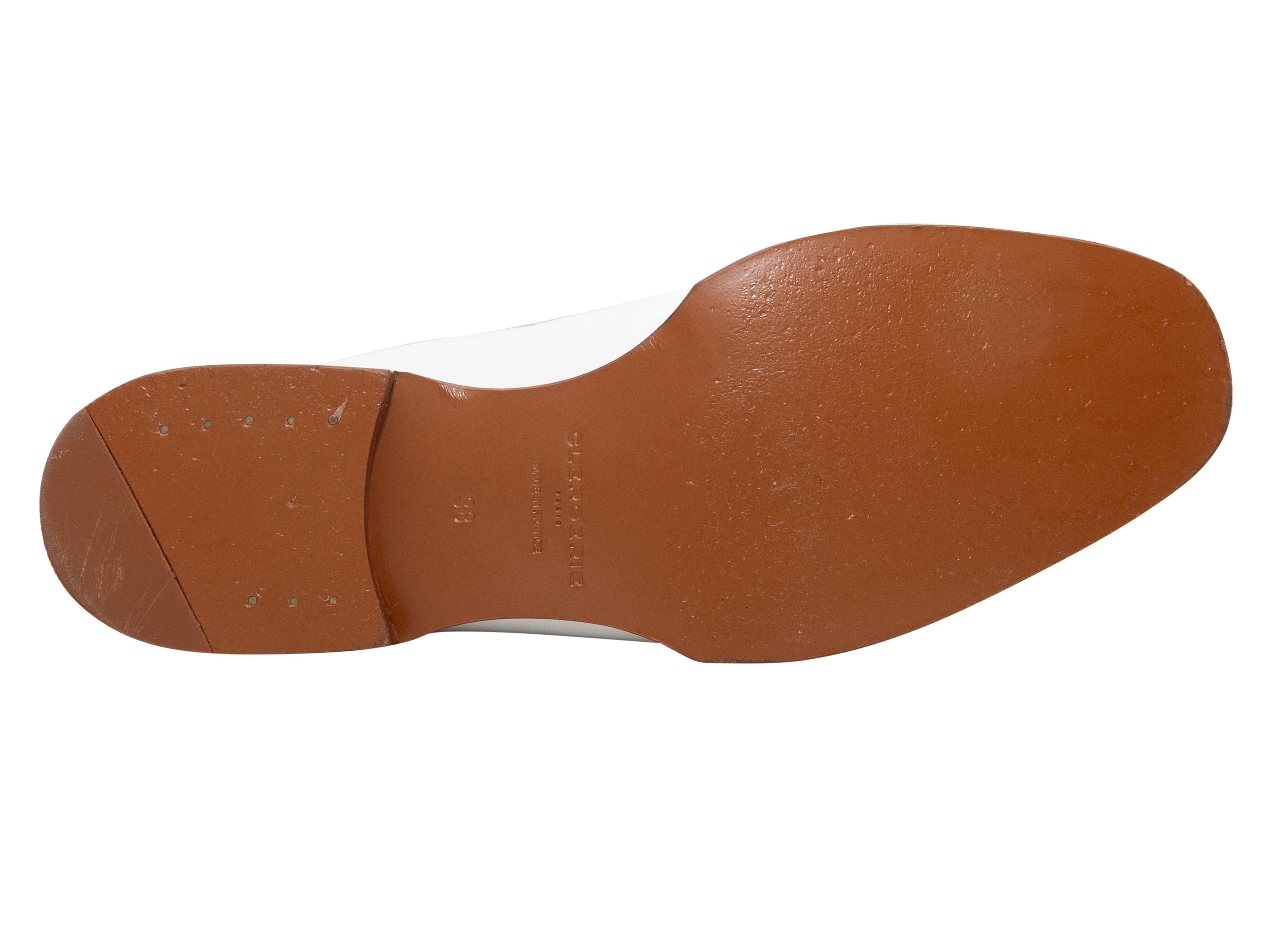 The Robert Clergerie Leather Kiltie Mules Size 38 Pour femmes en vente