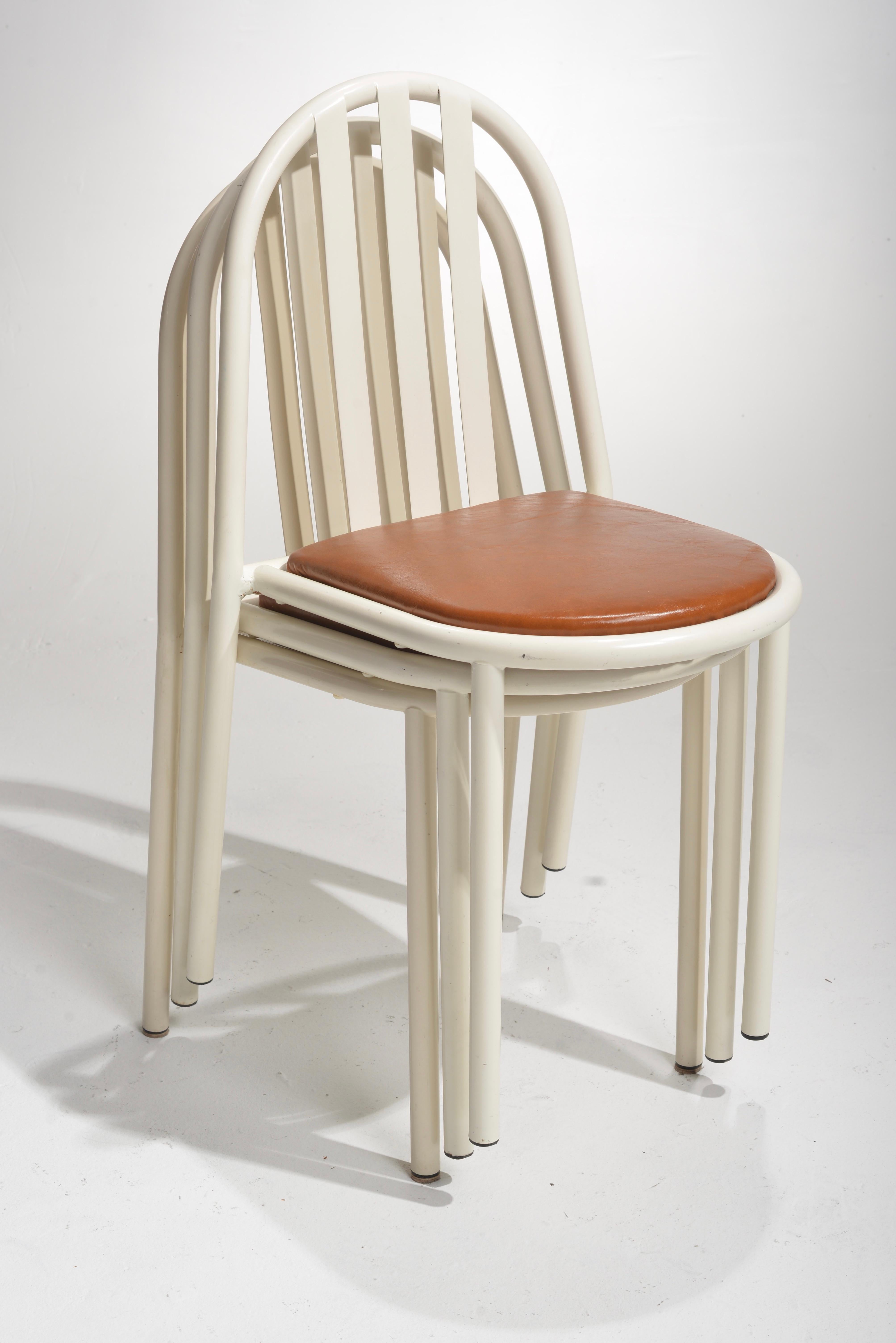 Sedia bianca Robert Mallet-Stevens Model No. 222 Bauhaus Francese Impilabile in vendita 5