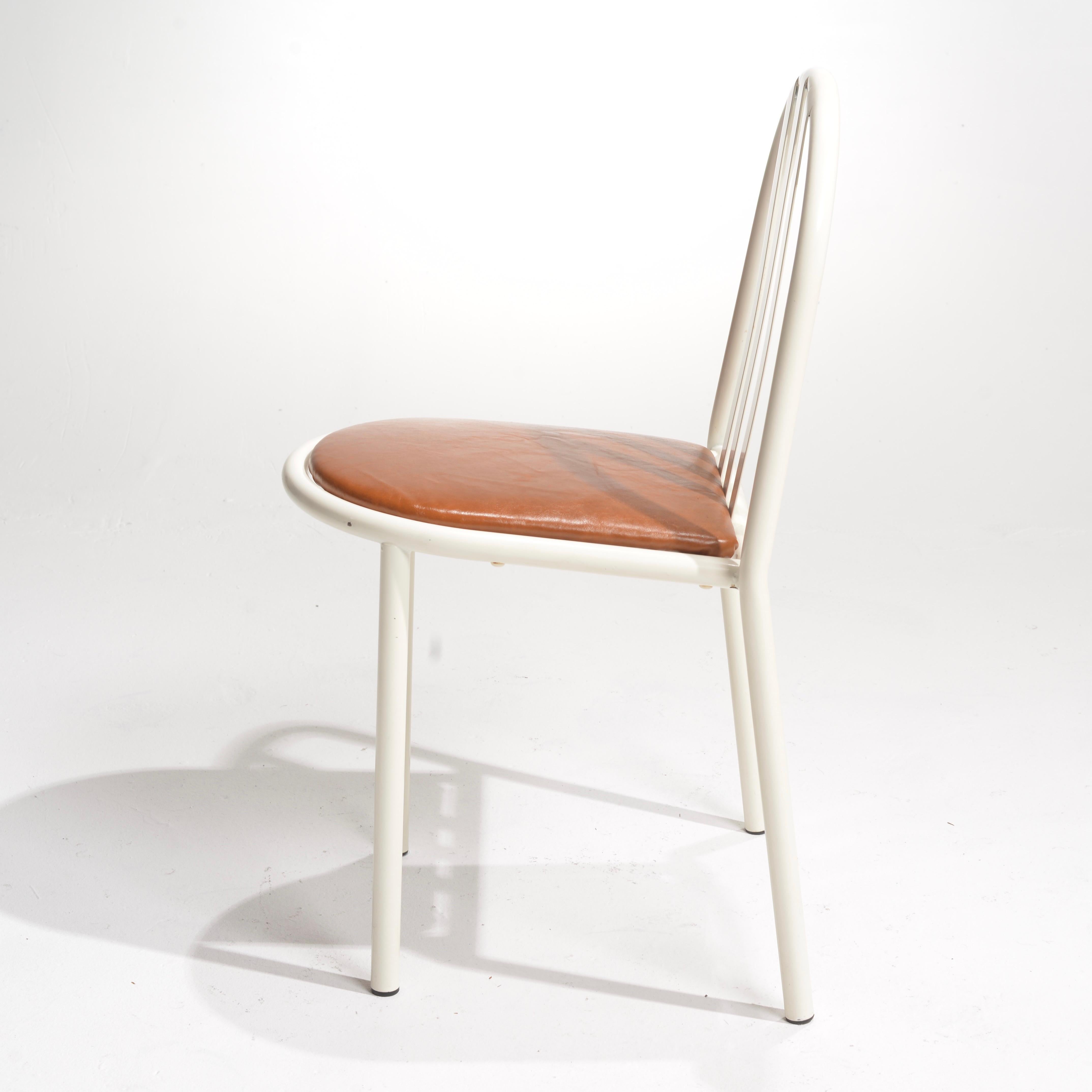Robert Mallet-Stevens chaise blanche empilable modèle n°222 Bauhaus French en vente 1