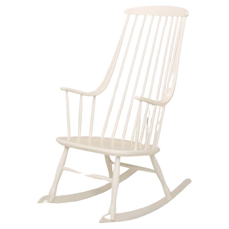 White rocking chair For Sale at 1stDibs