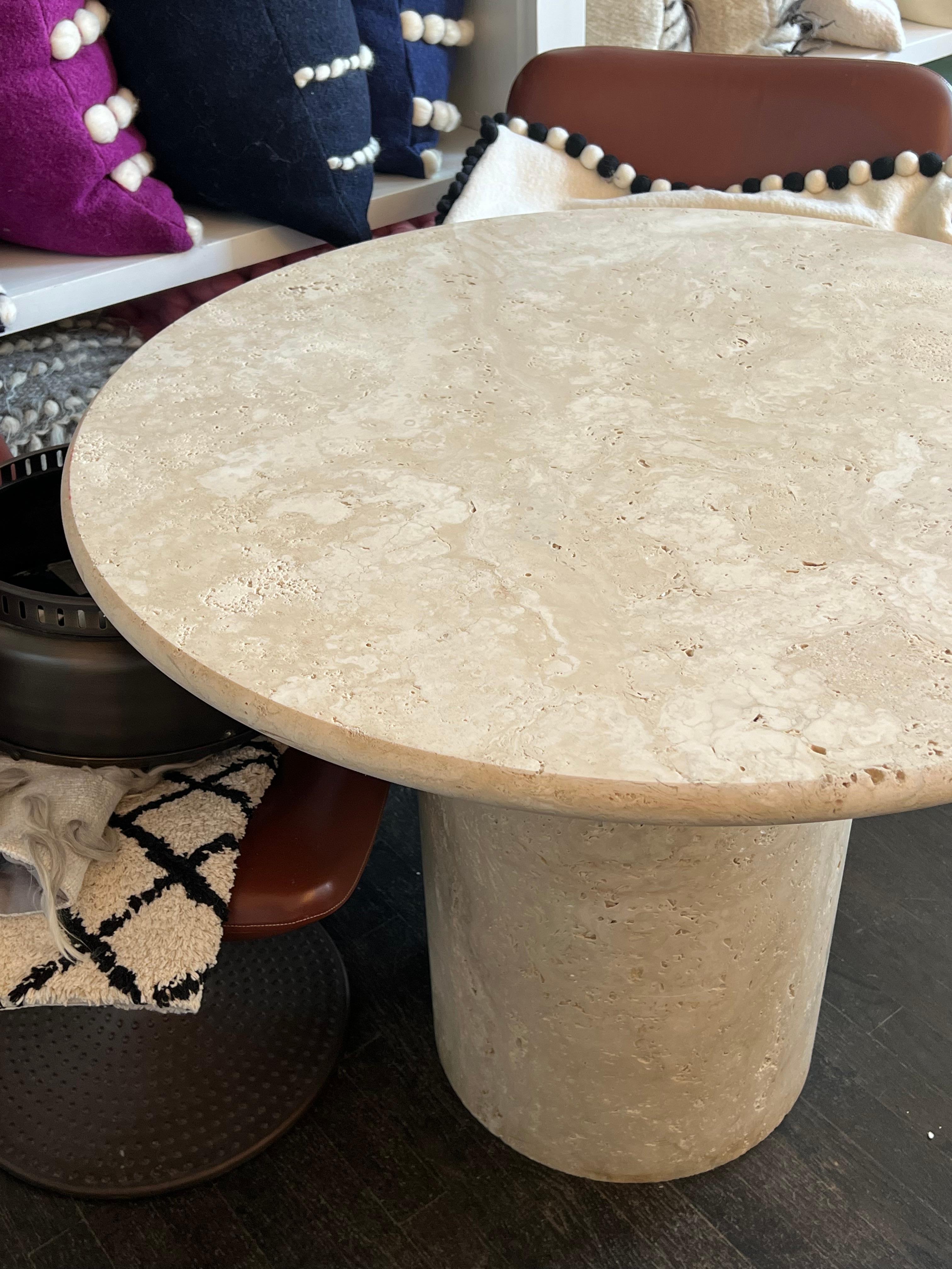 Modern White Roman Travertine Bistro Table by Le Lampade