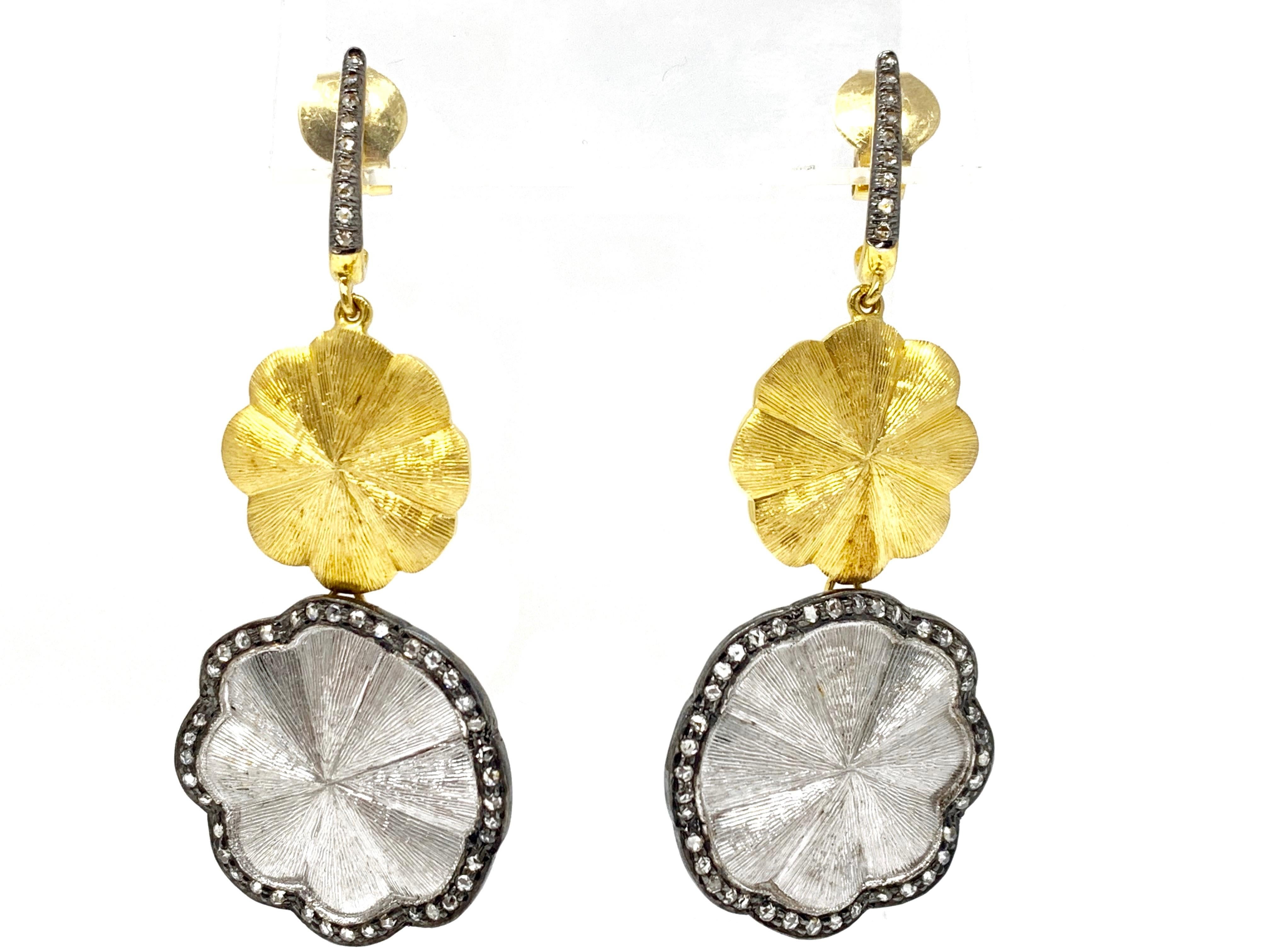 Women's White Rose Cut Diamond Chandelier Earrings in 18 Karat White and Yellow Gold For Sale