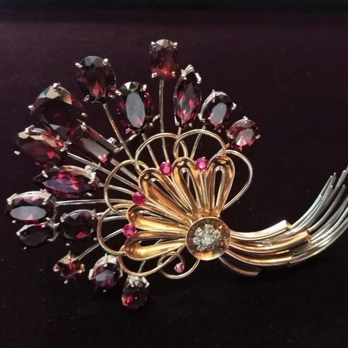 Rose and white gold 18k brooch with garnets fancy cut with synthetic rubies and diamonds
Garnets abt 70.00 Carat
Diamond abt  0.70 Carat
Total weight gr 70.5