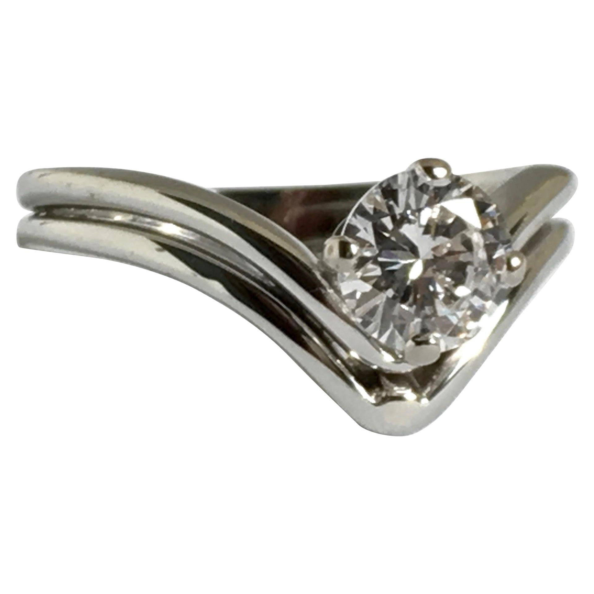 White Round Brilliant Cut Solitaire Diamond Engagement Ring 18k Gold .55ct 