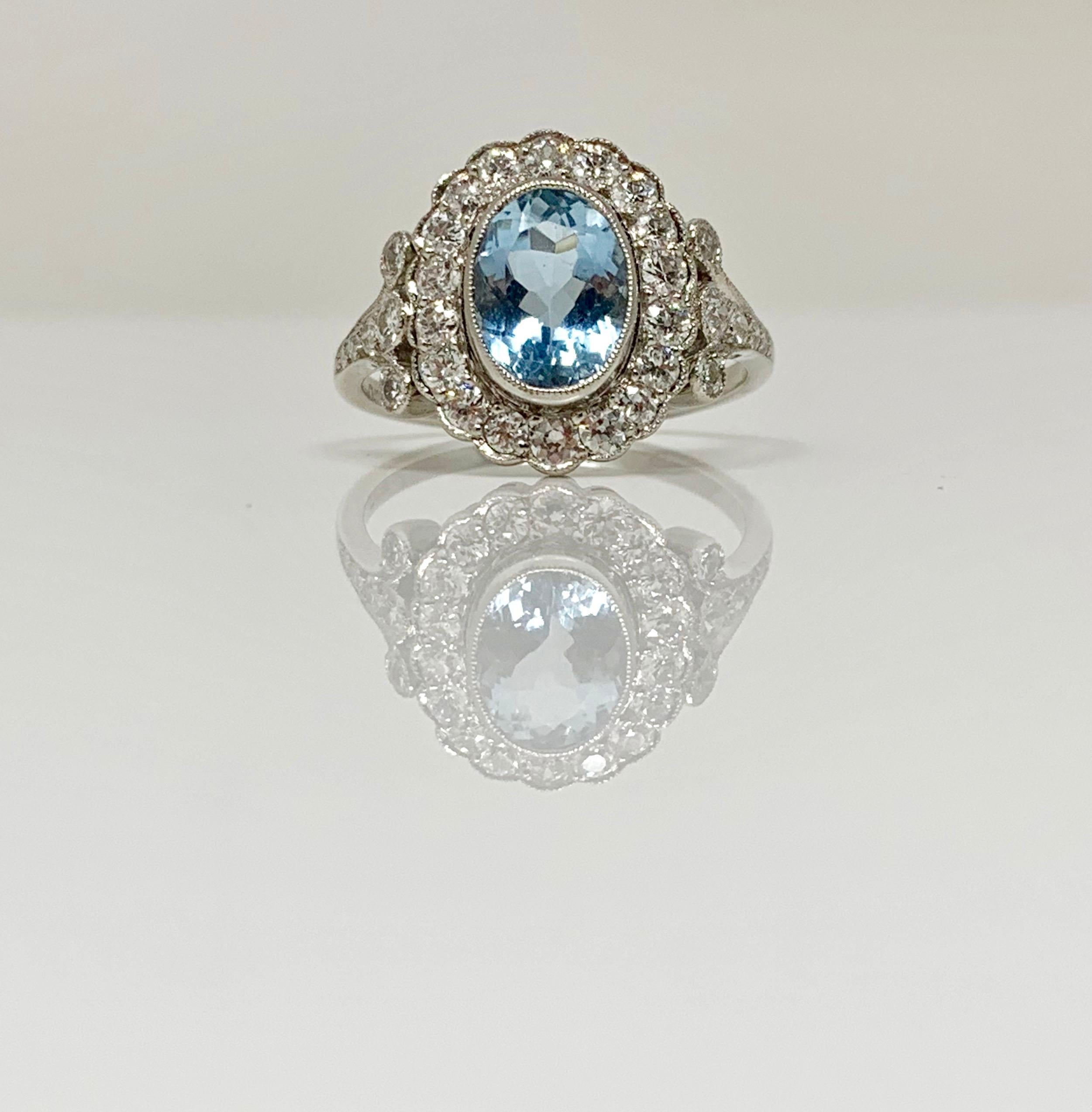 White Round Brilliant Diamond and Aquamarine Ring in Platinum In New Condition In New York, NY