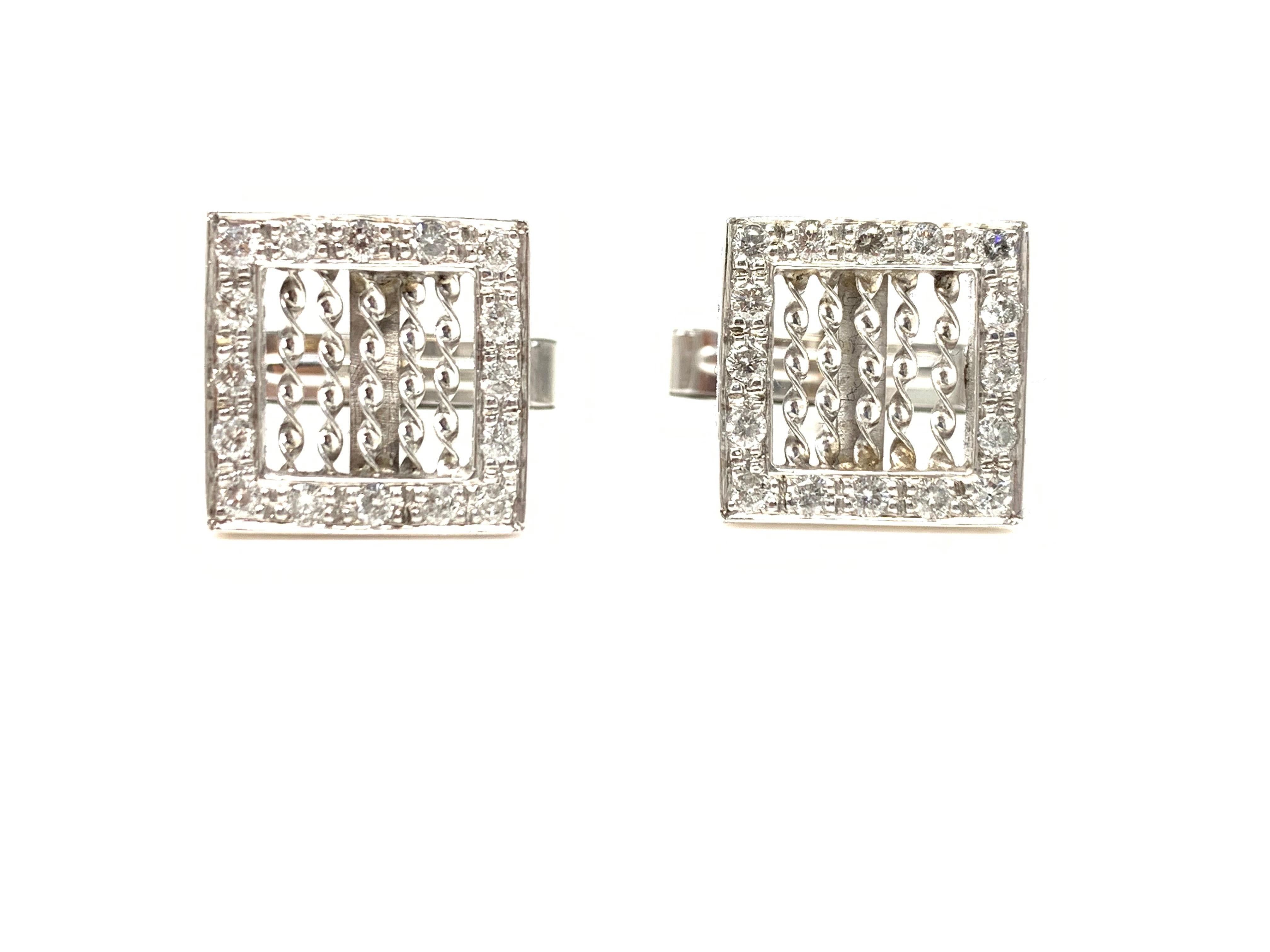 Round Cut White Round Brilliant Diamond and Gold Cufflinks