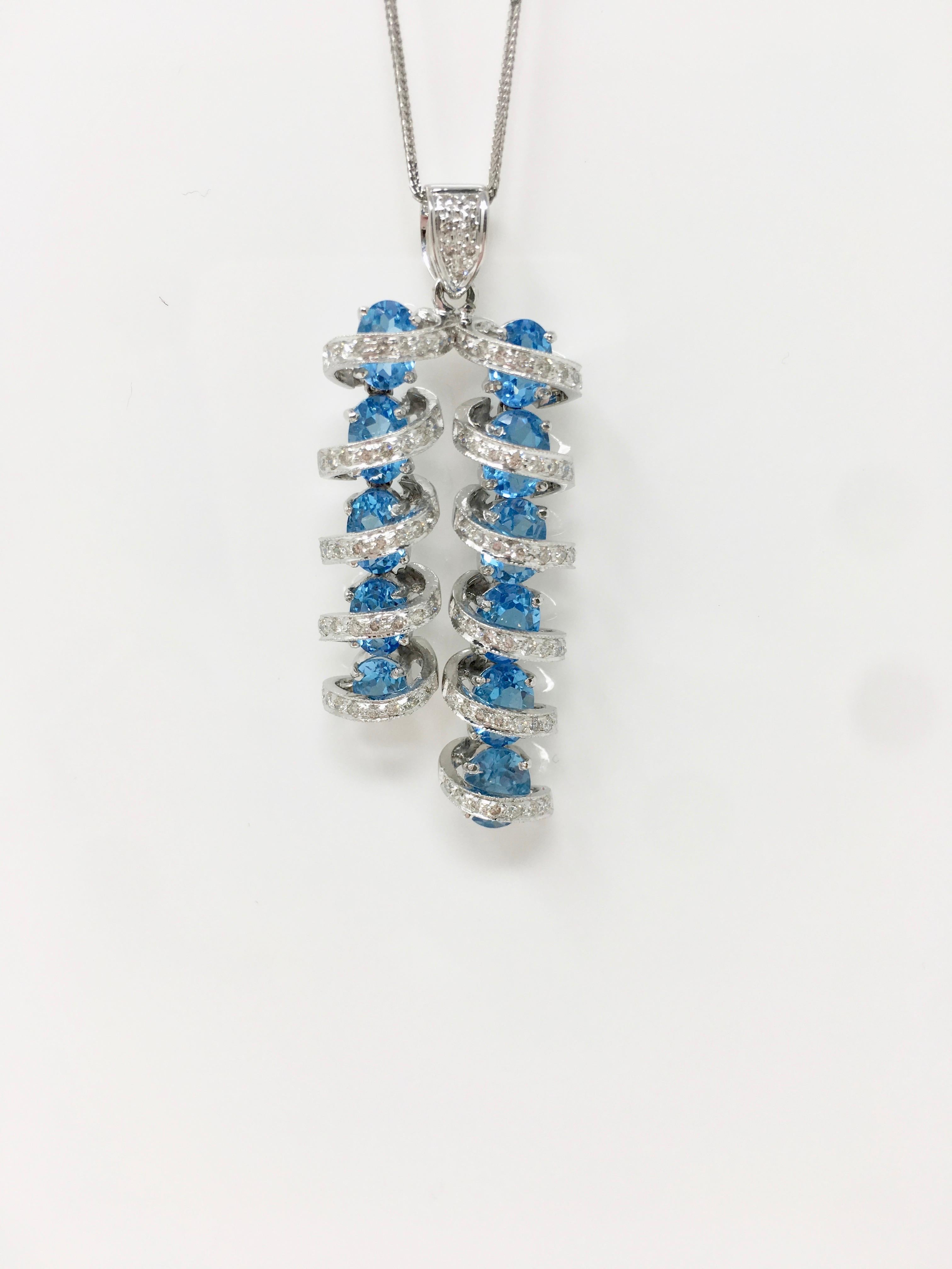 Pendentif en or 18 carats serti d'un diamant rond brillant et d'une topaze bleue ovale Whiting en vente 1
