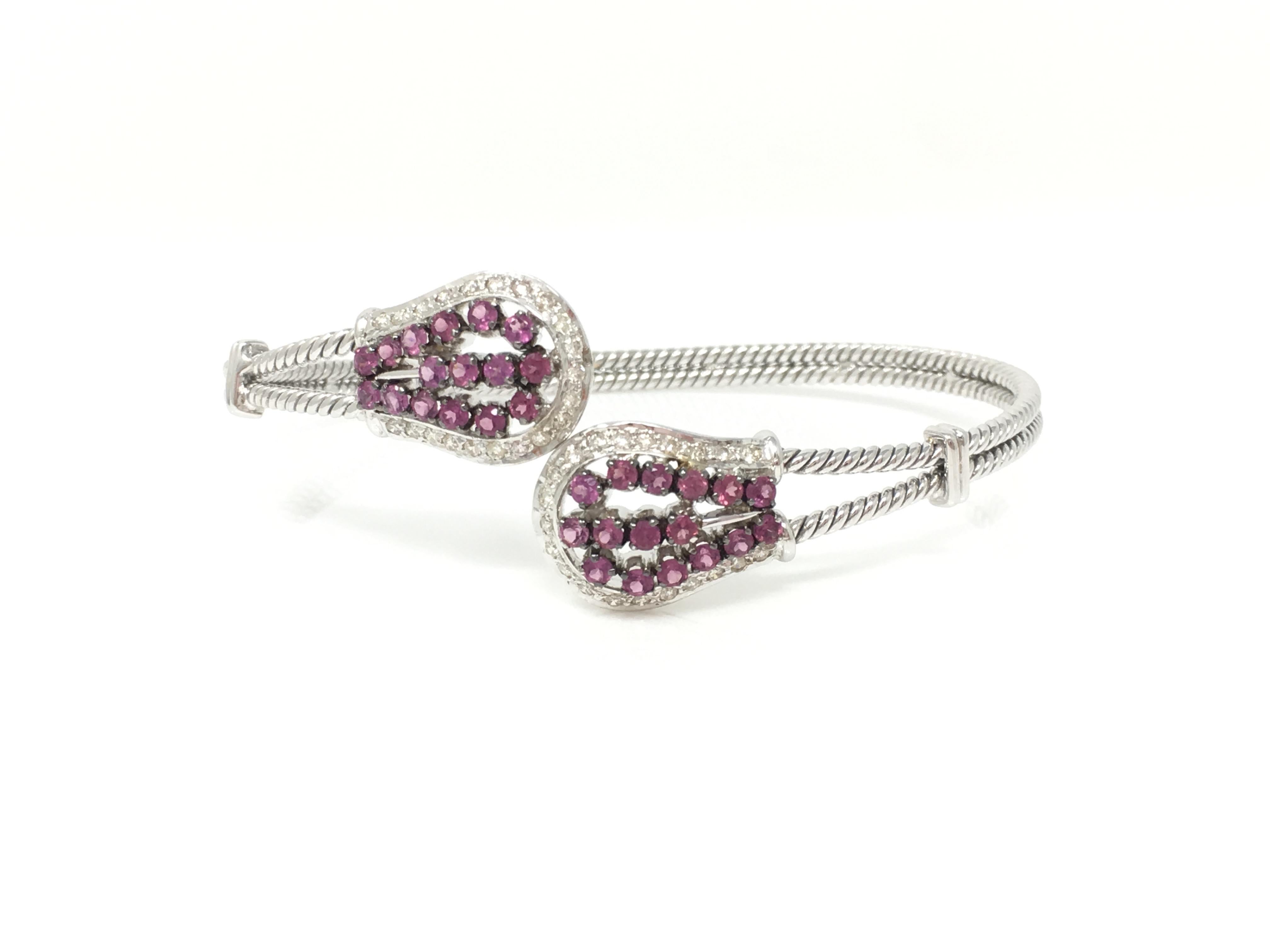 Bracelet jonc flexible en or 18 carats, diamants blancs ronds brillants et rubélite Pour femmes en vente