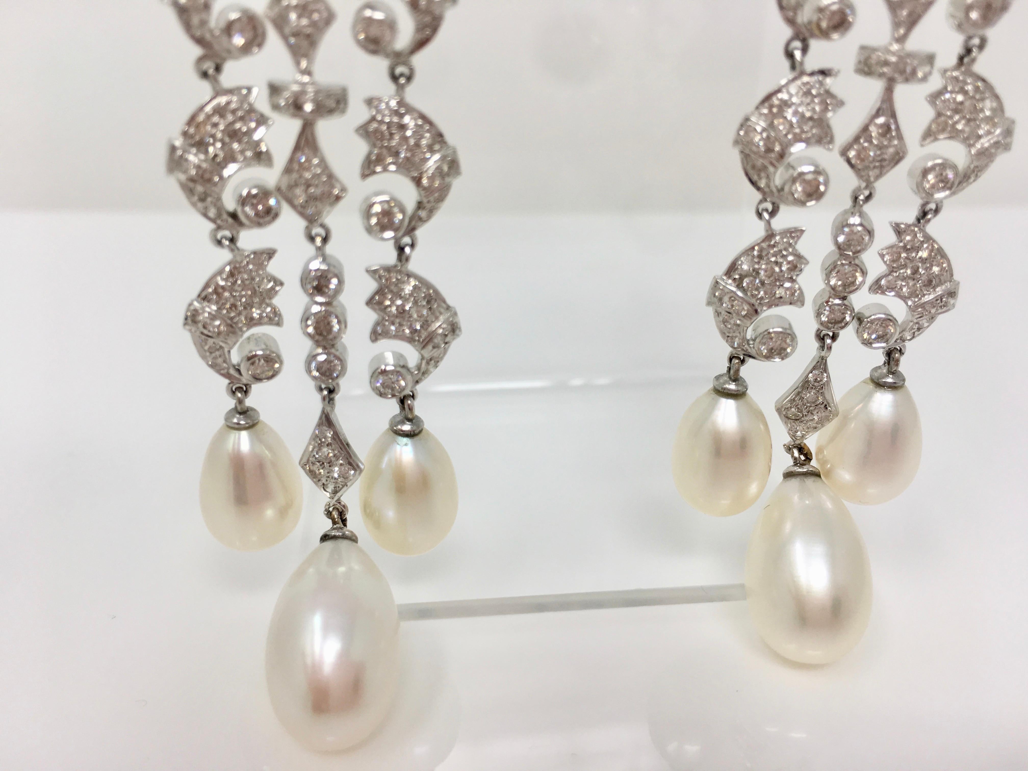 White Round Brilliant Diamond And White South Sea Pearl Earrings In 18k Gold. For Sale 2