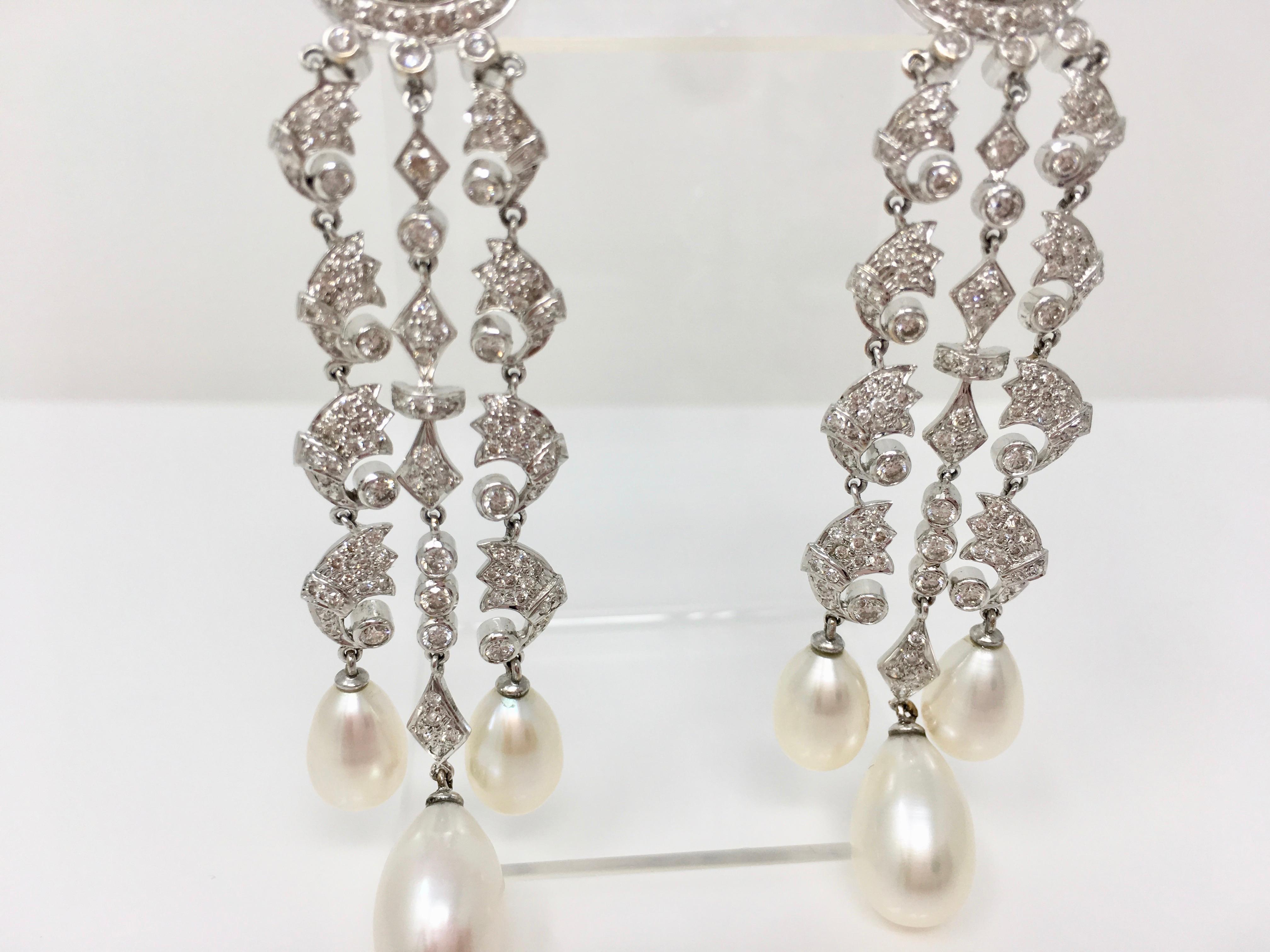 White Round Brilliant Diamond And White South Sea Pearl Earrings In 18k Gold.  For Sale 3