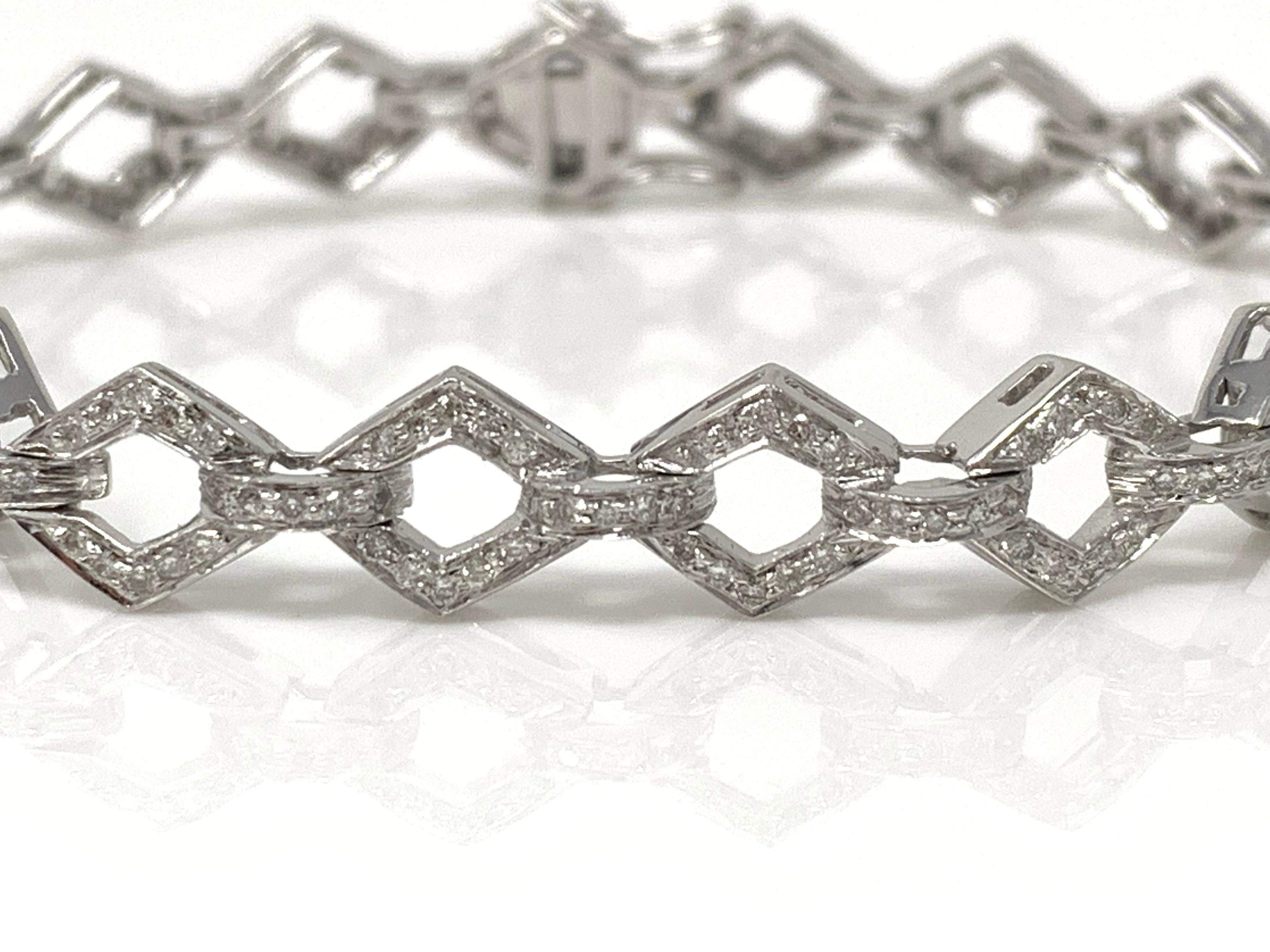 Contemporain Bracelet en or blanc 18 carats avec diamants ronds et brillants en vente
