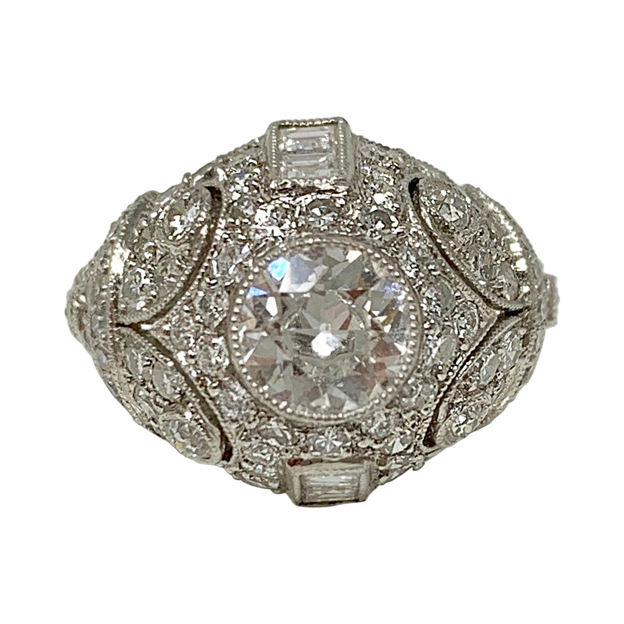 White Round Brilliant Diamond Engagement Ring in Platinum For Sale