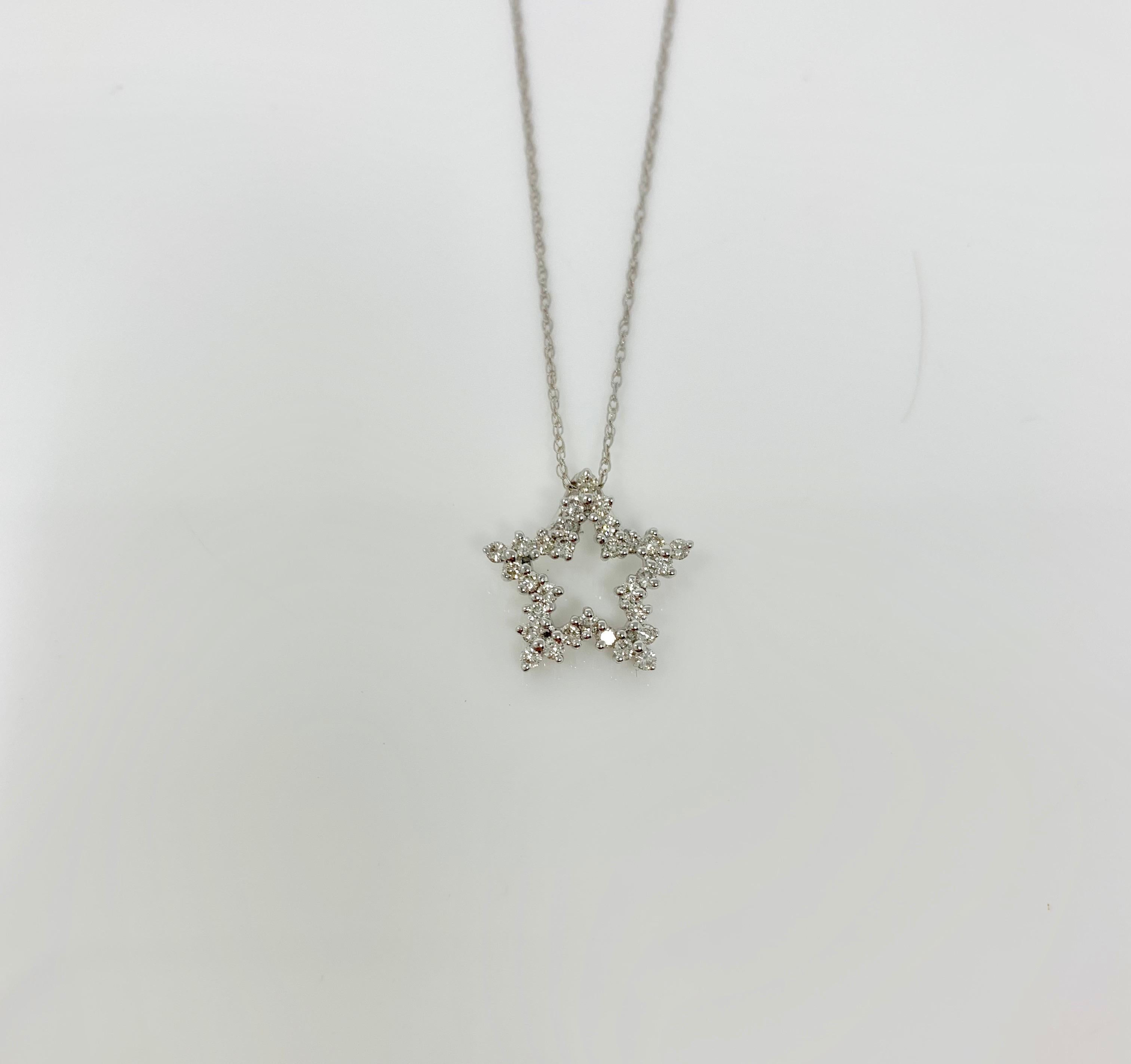 Women's or Men's White Round Brilliant Diamond Star Pendant For Sale