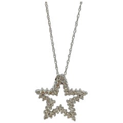 White Round Brilliant Diamond Star Pendant