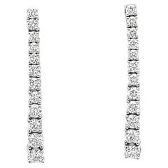 Weißer runder Diamant 0,52CT Droop-Ohrringe aus 14K Weißgold mit weißenenen Diamanten