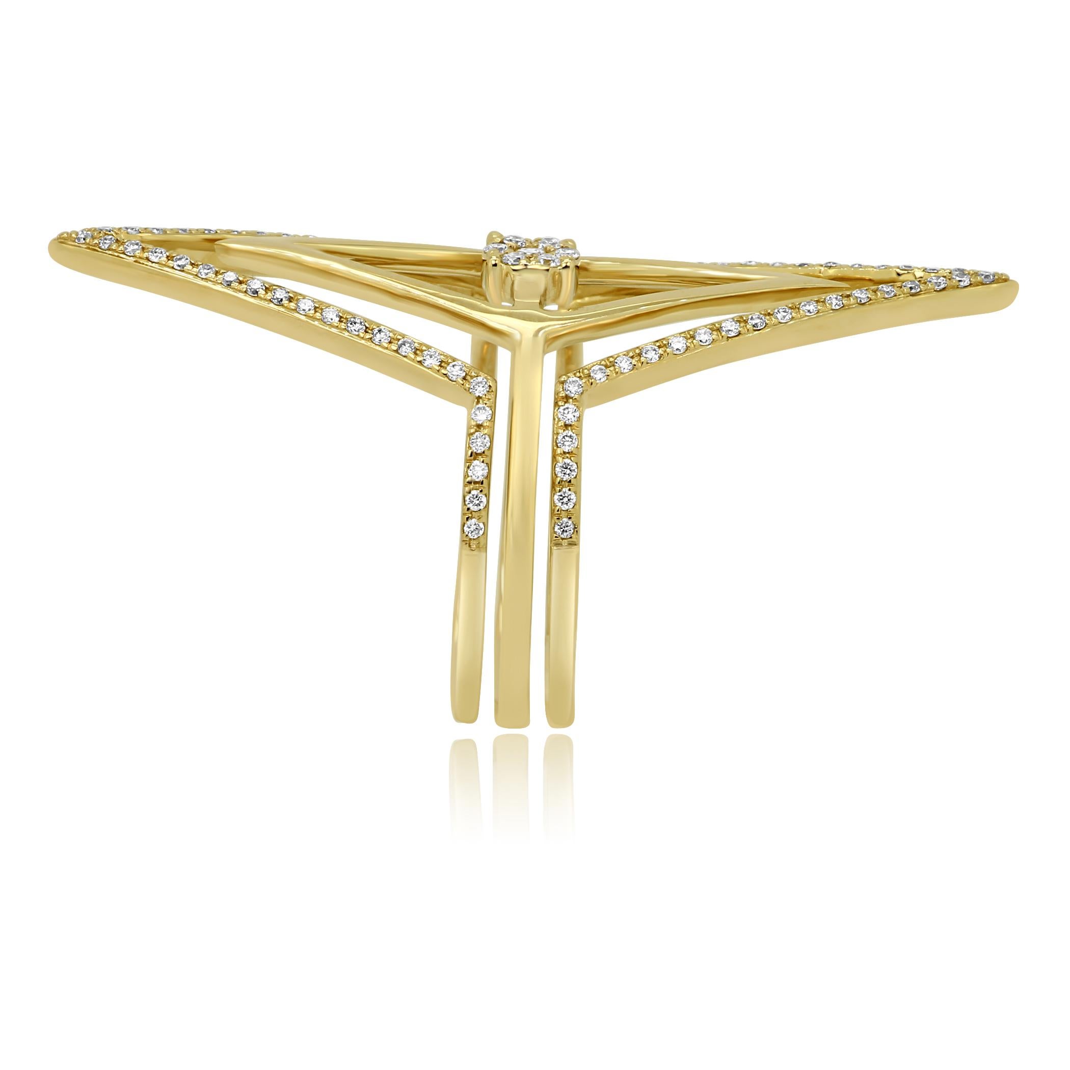 Contemporary White Round Diamonds Gold Fashion Cocktail Ring