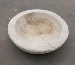 White Round Hand-Carved Marble Washbasin with One Sink in a Single Block