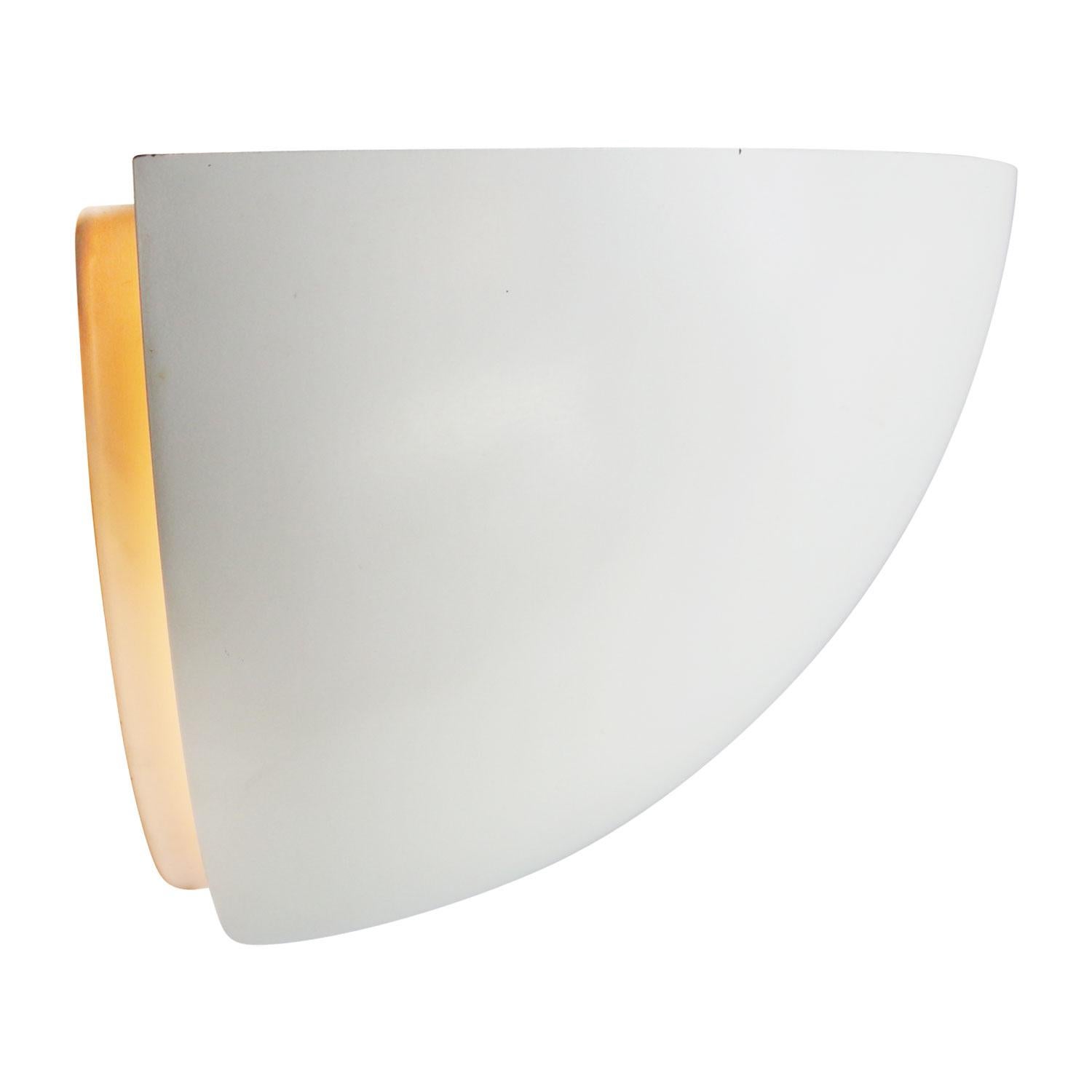 White milk opaline glass wall lamp / scone.
Metal base with white opaline glass.

Weight: 2.60 kg / 5.7 lb

Priced per individual item. All lamps have been made suitable by international standards for incandescent light bulbs, energy-efficient