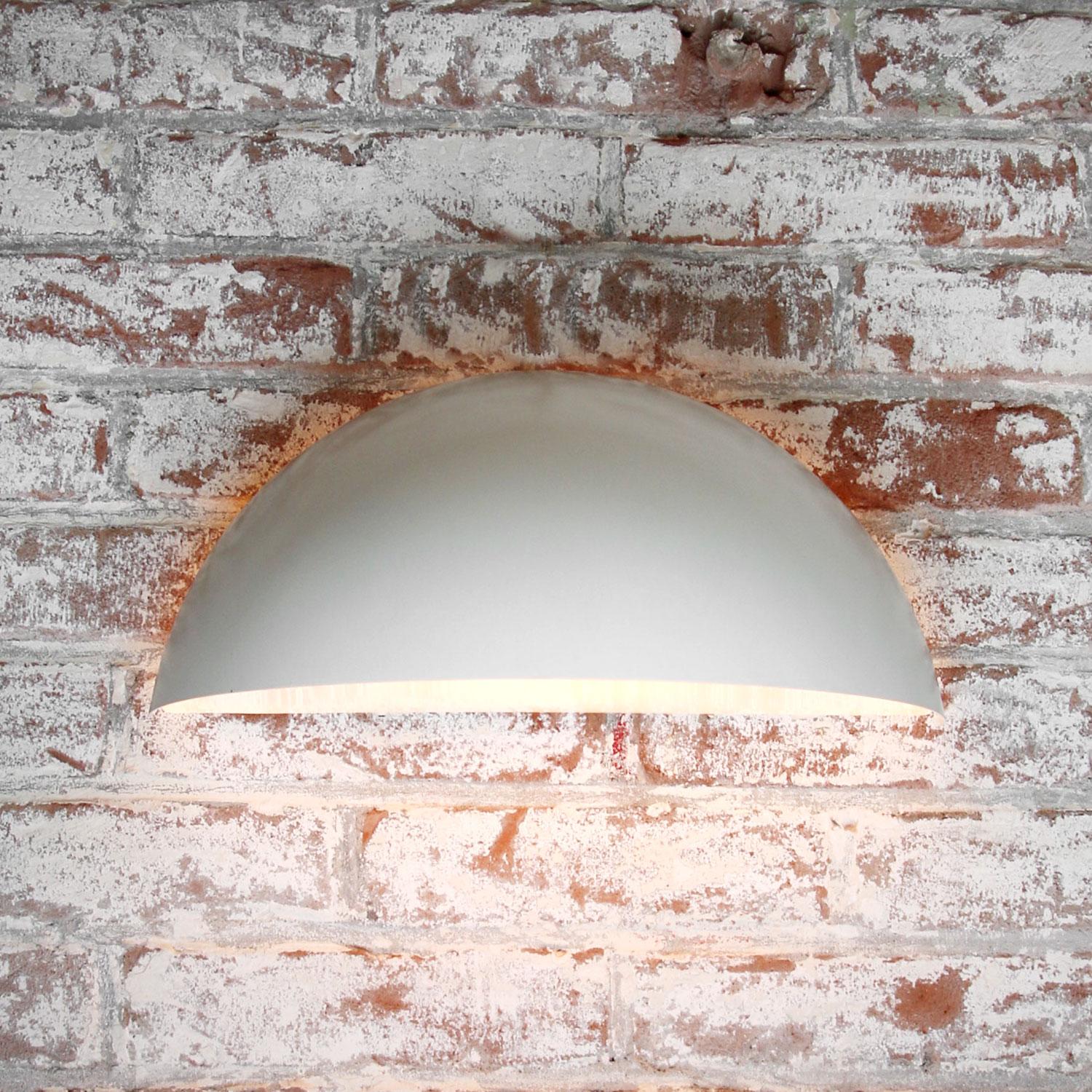 White Round Opaline Milk Glass Vintage Industrial Wall Lamps Scones In Good Condition In Amsterdam, NL