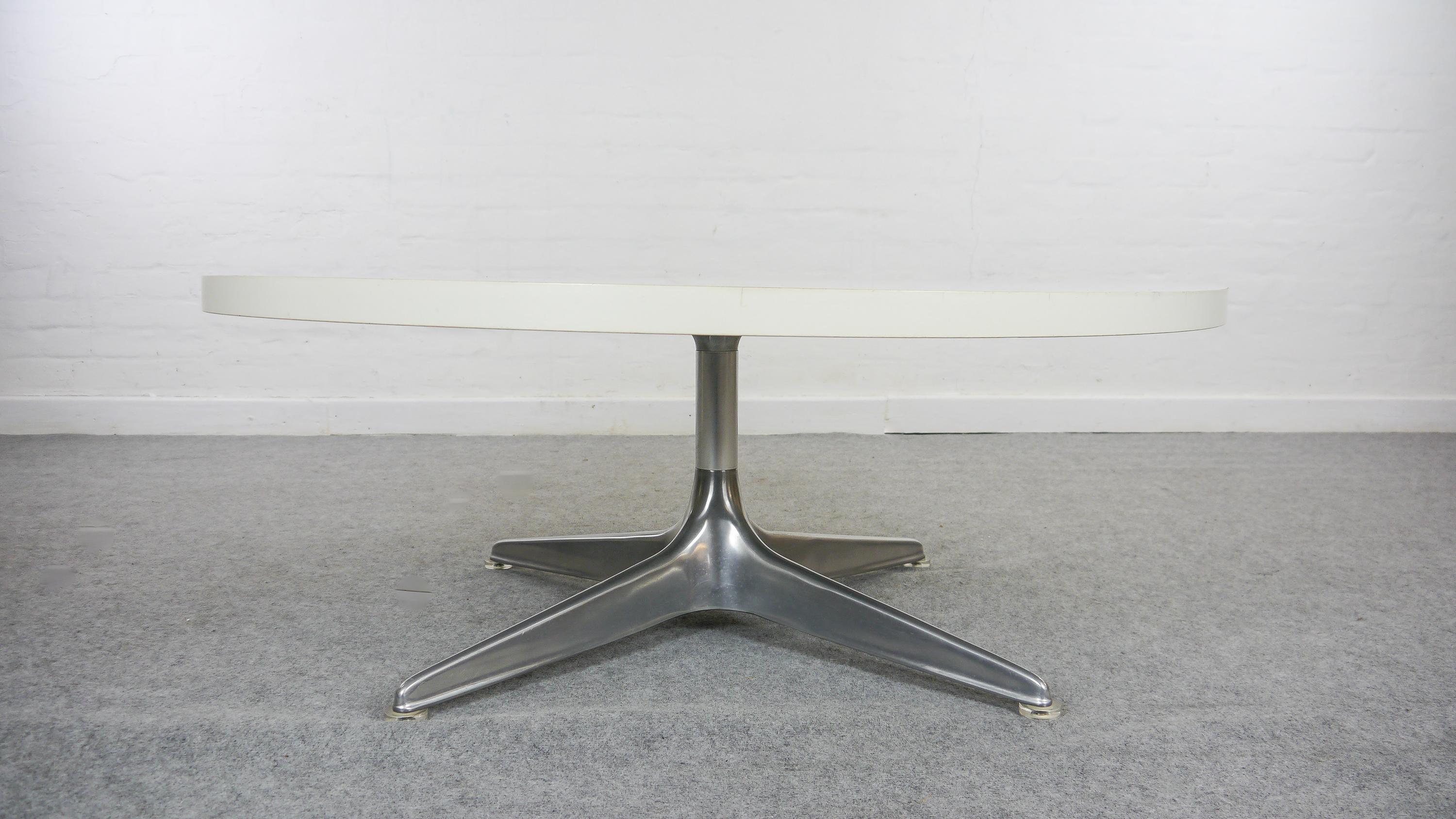 Space Age White Round Sedia Coffee Table by Horst Brüning for COR, Germany, 1970s