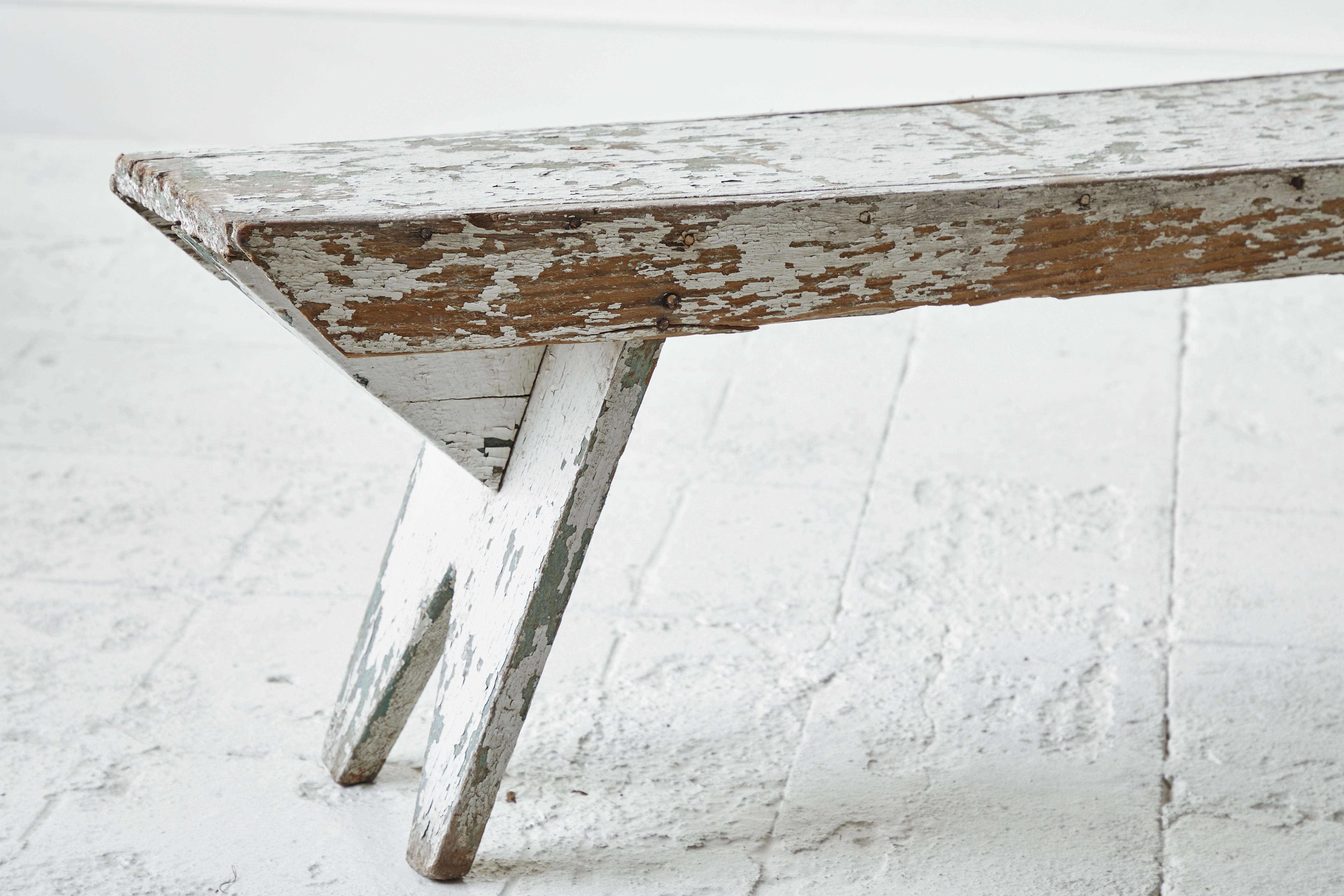 white rustic bench