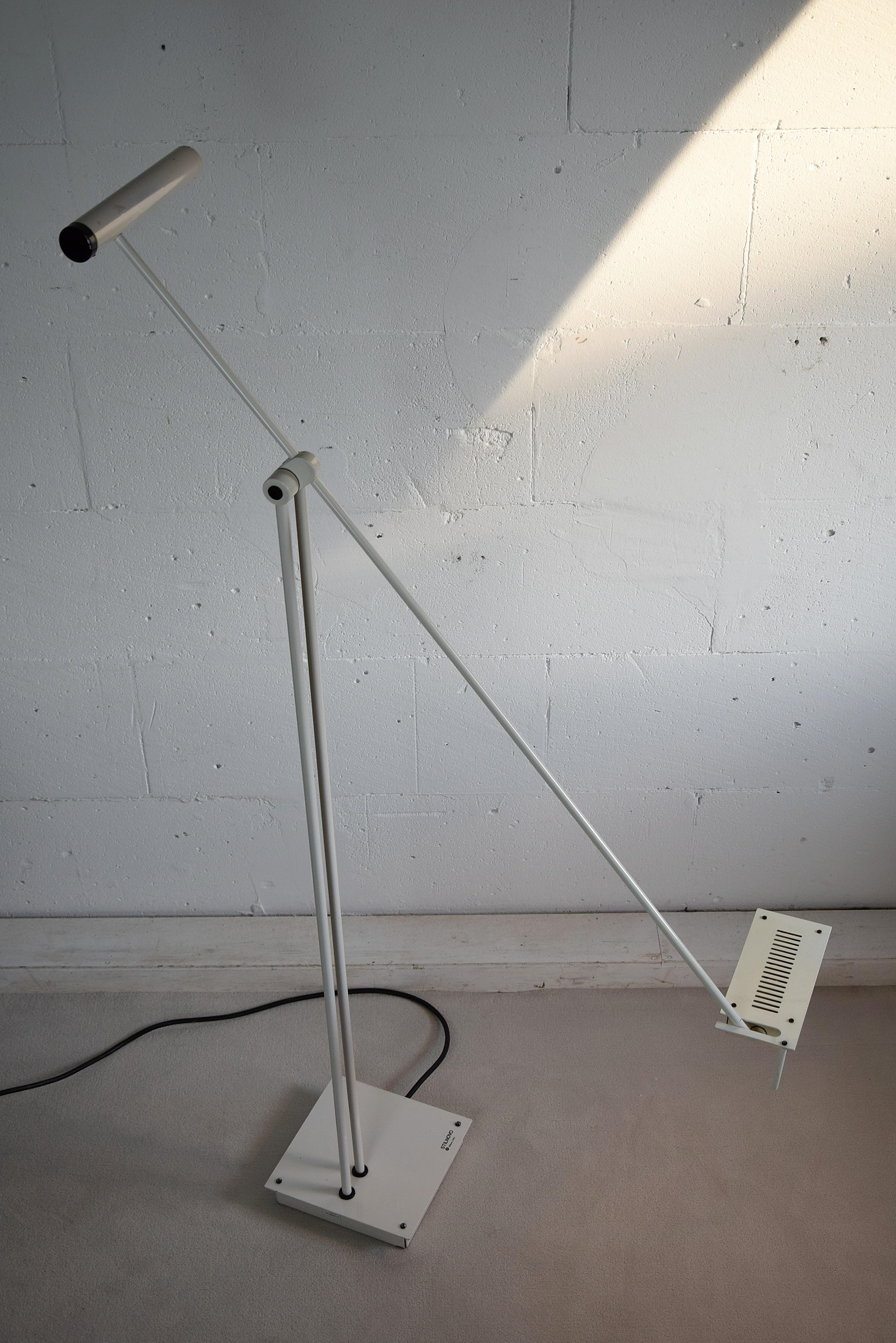 Metal White Samurai Floor Lamp by Shigeaki Asahara for Stilnovo, 1970 For Sale