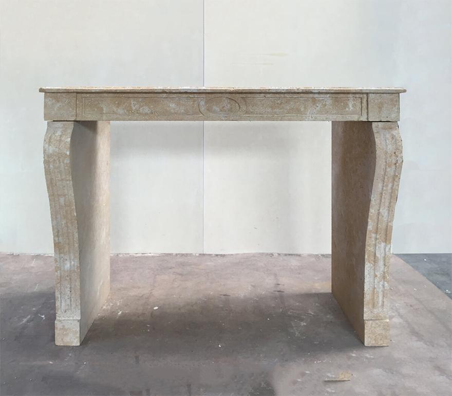 Late 19th Century White sandstone fireplace mantel 19th Century For Sale