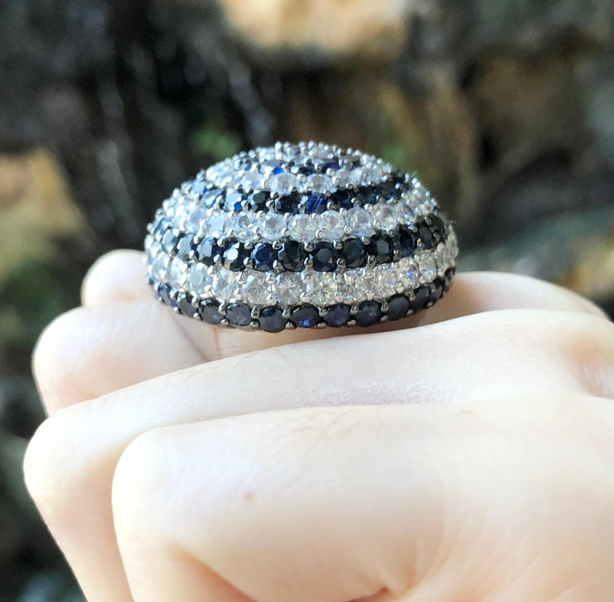 Ring mit weißem Saphir und blauem Saphir in Silberfassung im Angebot 3