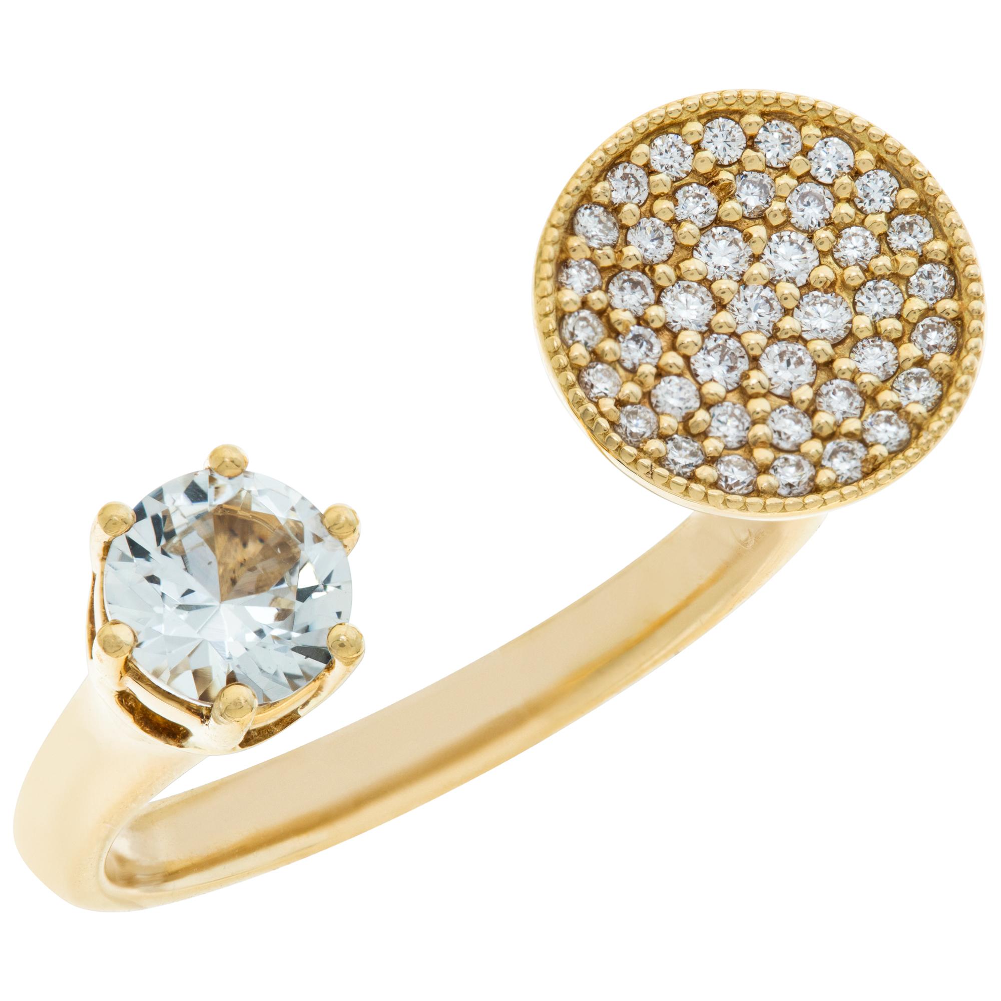 Bague ouverte en or 18k saphir blanc et diamants Excellent état - En vente à Surfside, FL