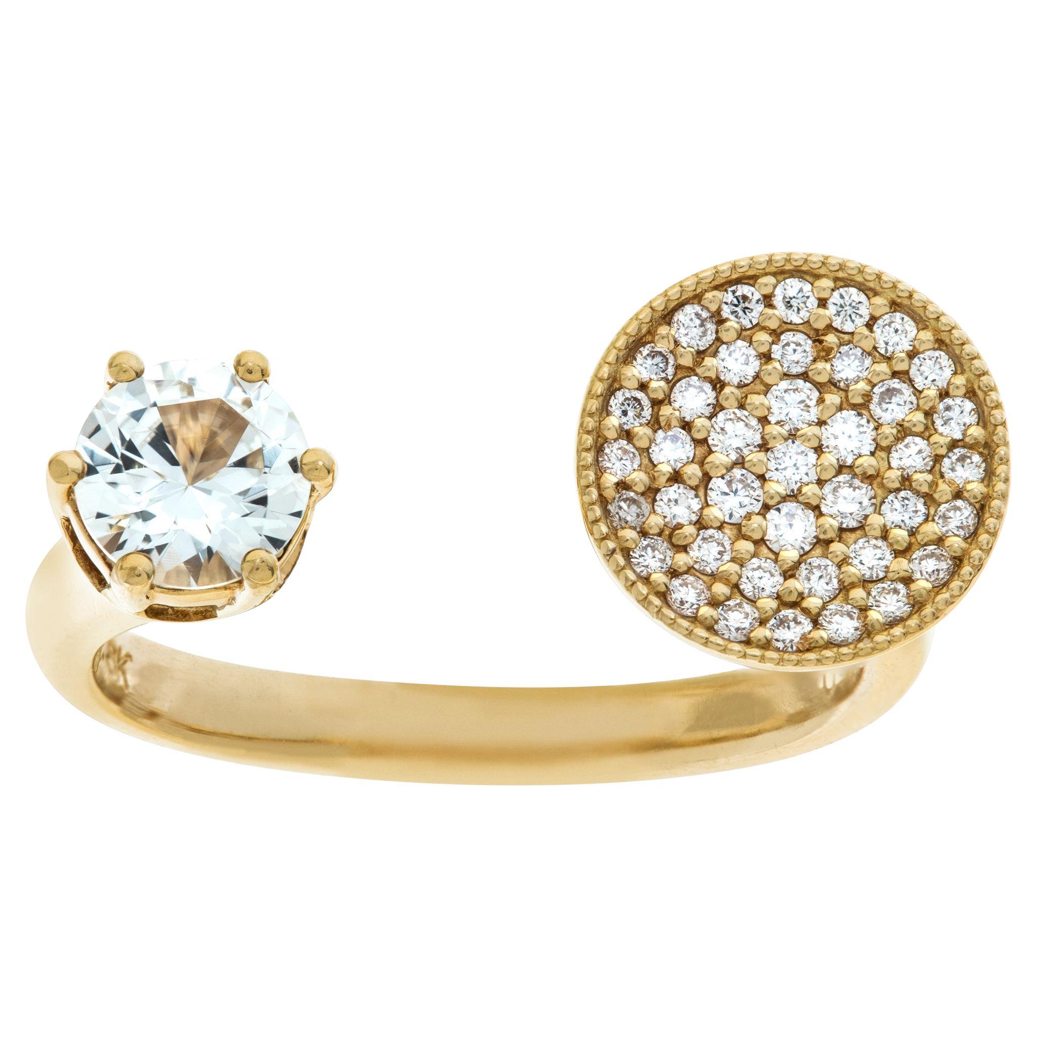 Offener Ring aus 18 Karat Gold mit weißen Saphiren und Diamanten