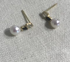 White Sapphire Black Garnet Akoya 18-Karat Yellow Gold Earrings