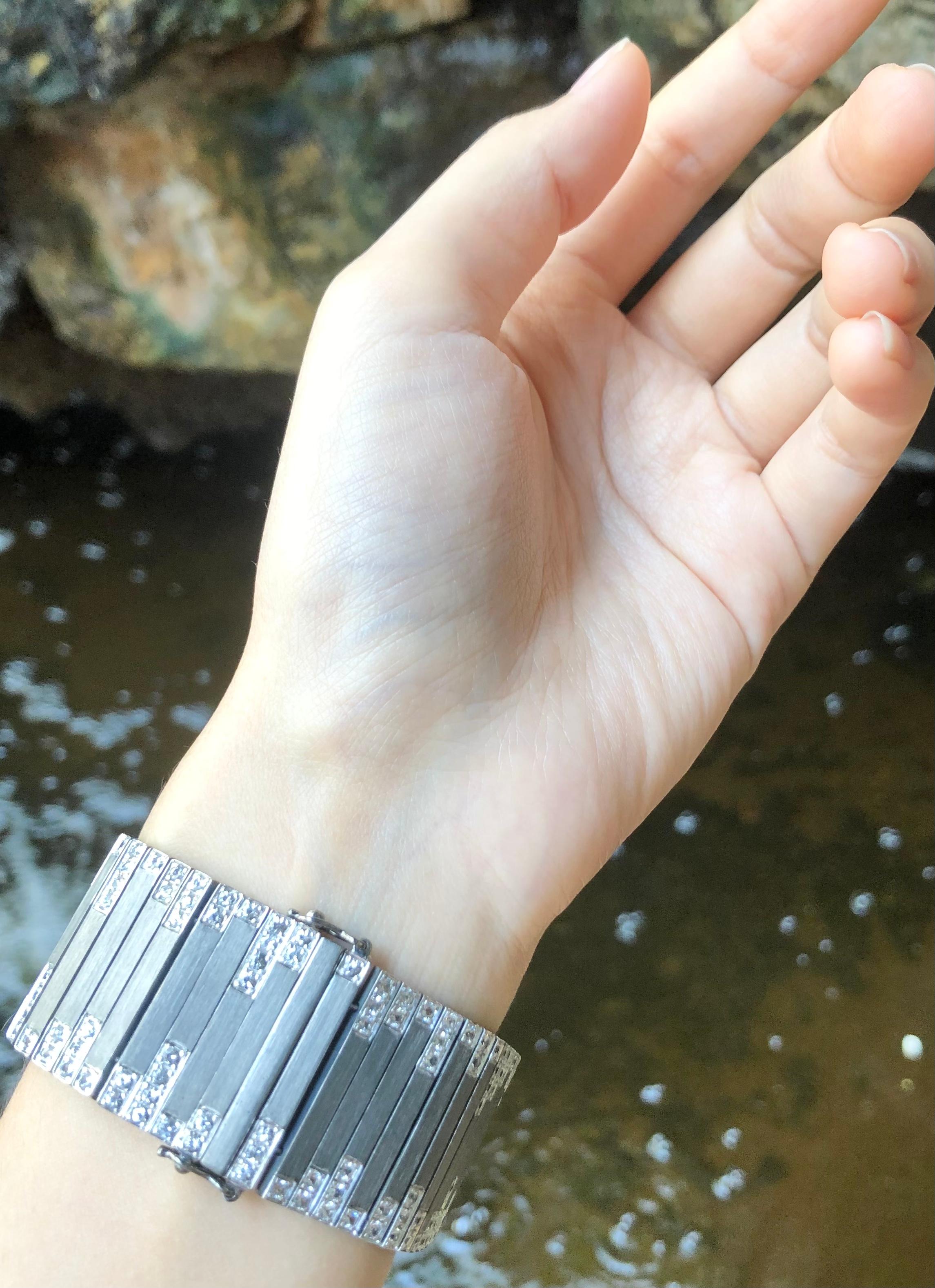 Women's White Sapphire Bracelet set in Silver Settings For Sale