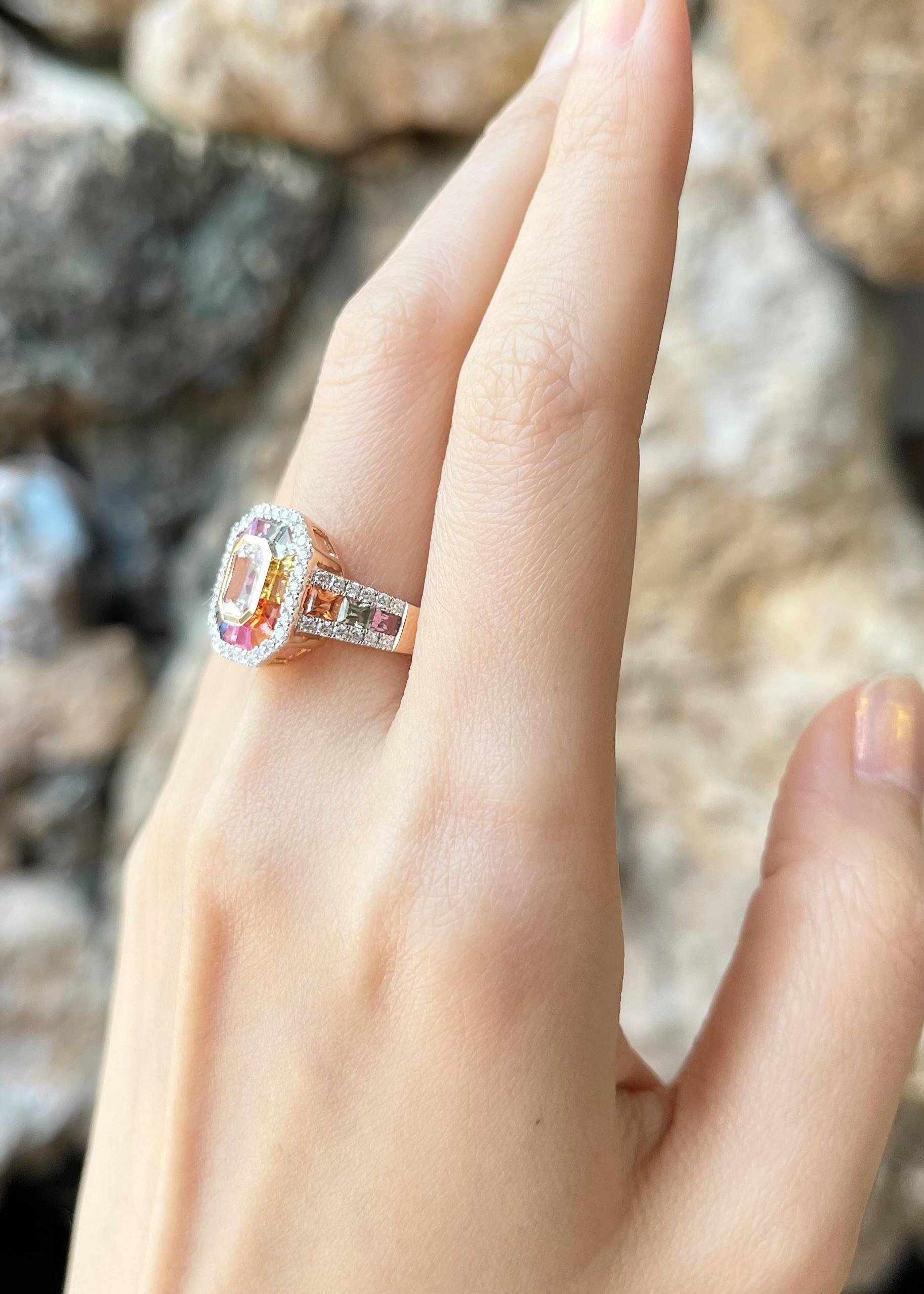 Ring mit weißem Saphir, Fancy-Saphir und Diamant in 18 Karat Roségoldfassung Damen im Angebot