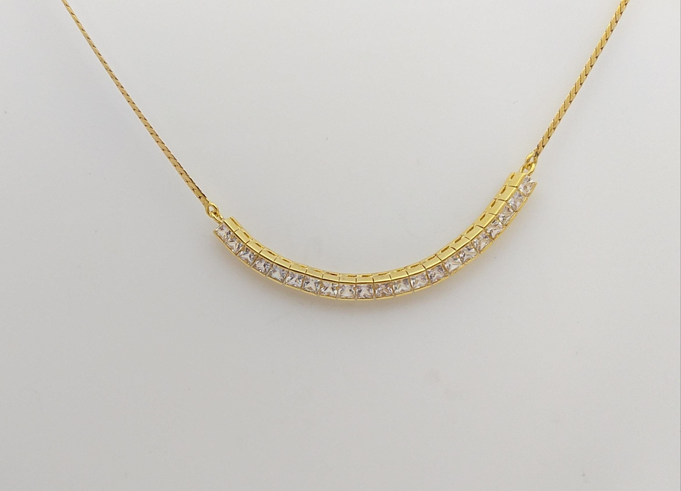 White Sapphire Necklace Set in 18 Karat Gold Settings For Sale 3